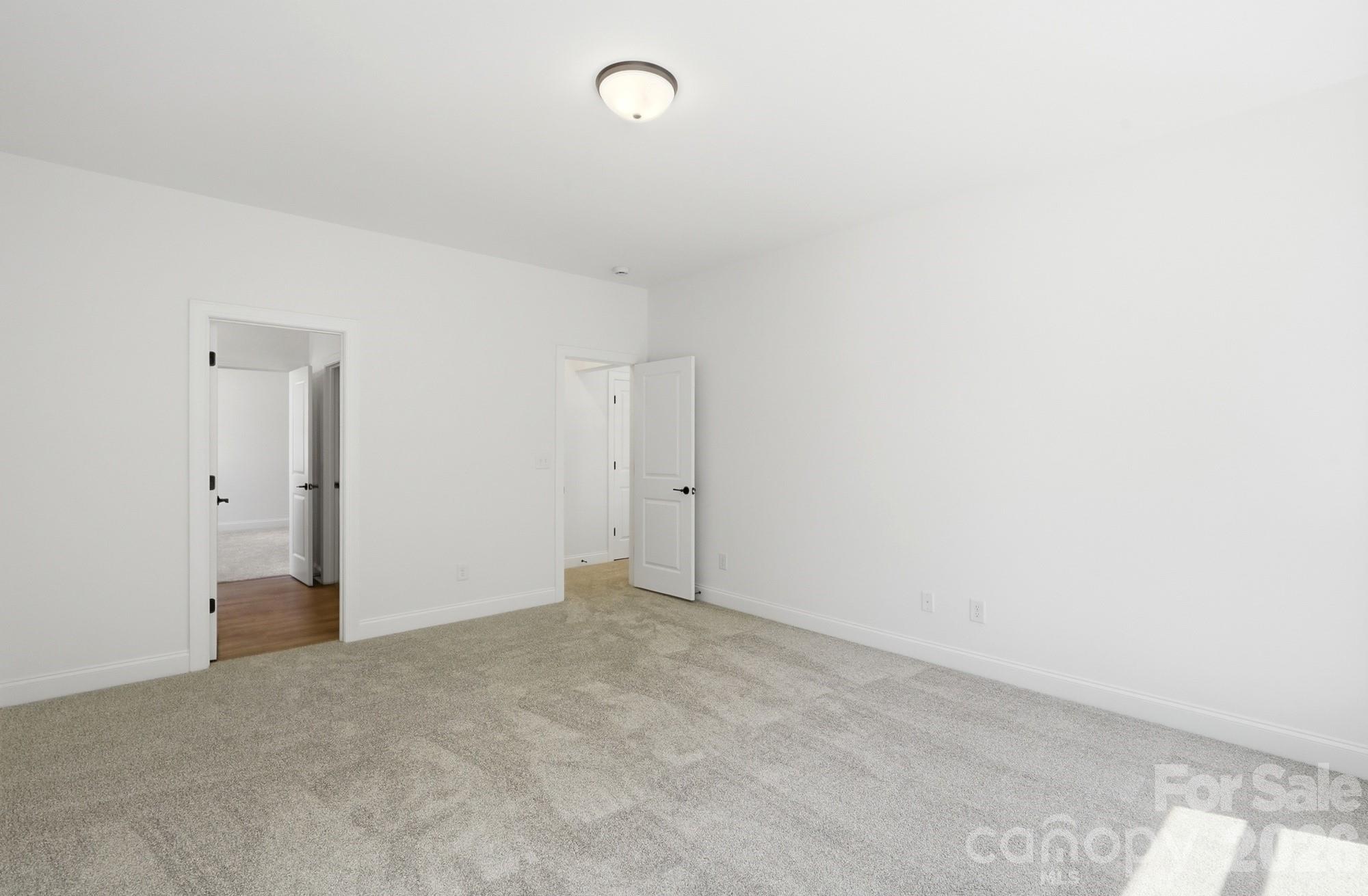 5068 Mclaughlin Loop Property Photo 29