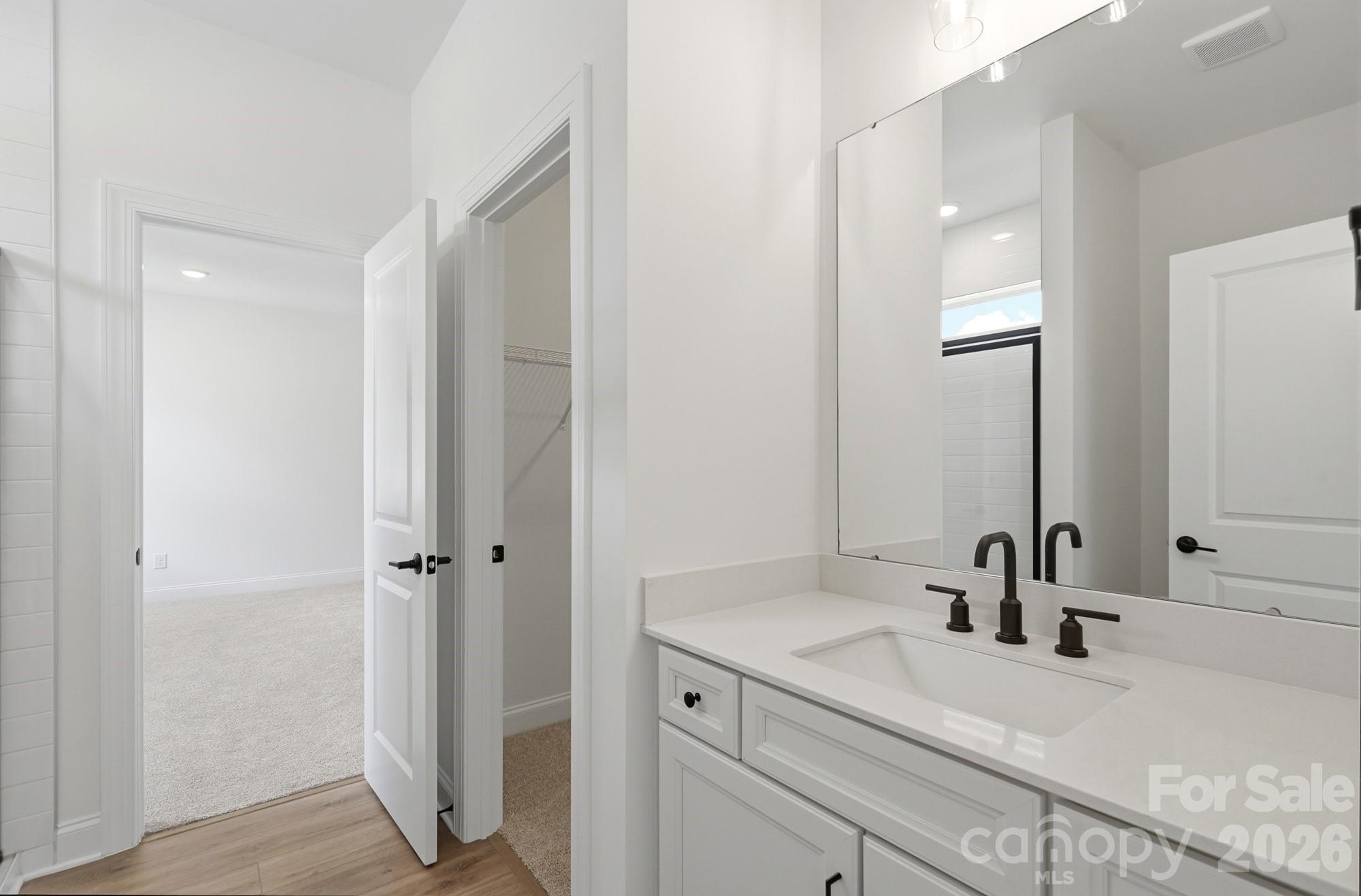 5068 Mclaughlin Loop Property Photo 36