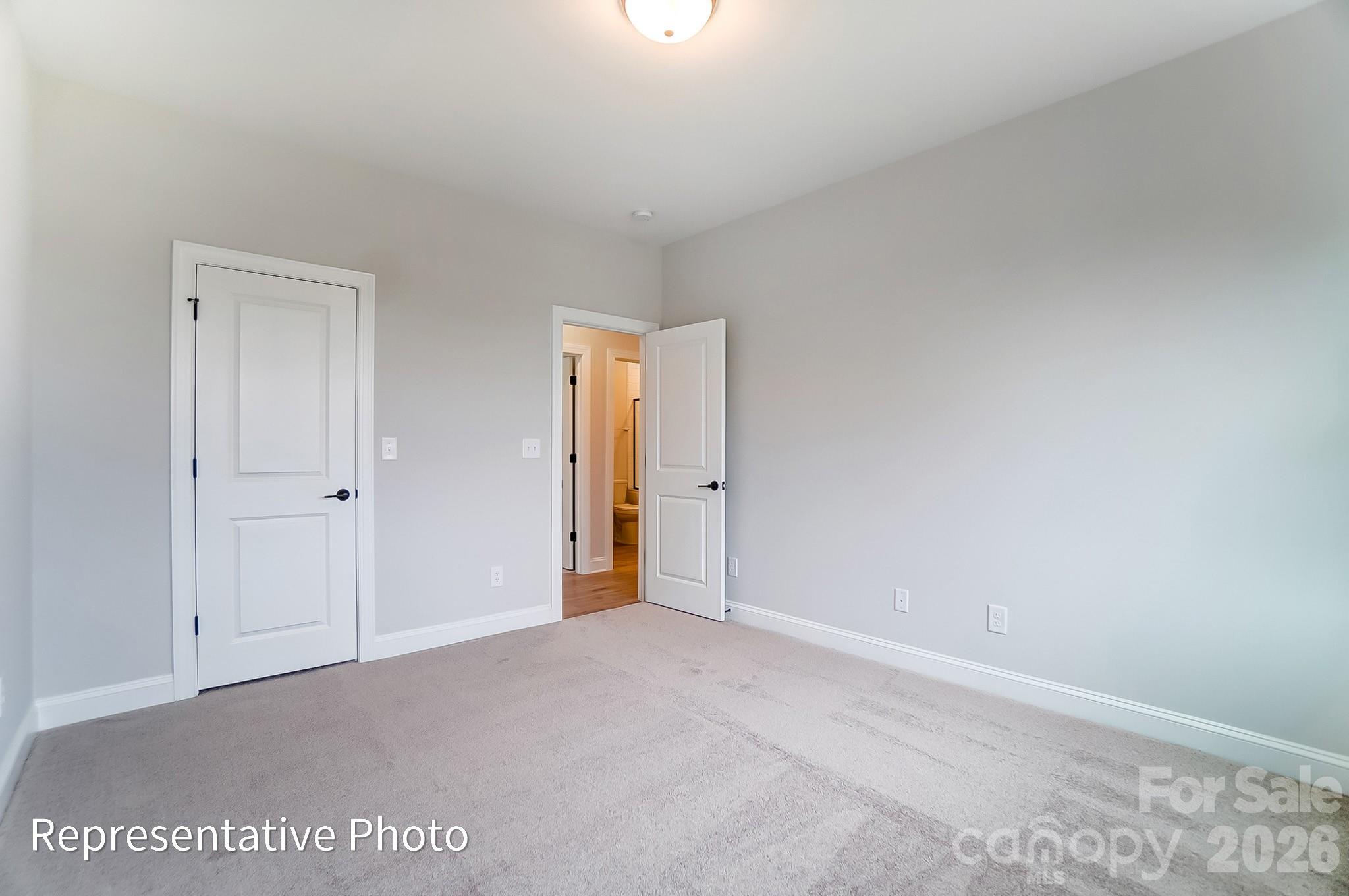 5064 Mclaughlin Loop Property Photo 16