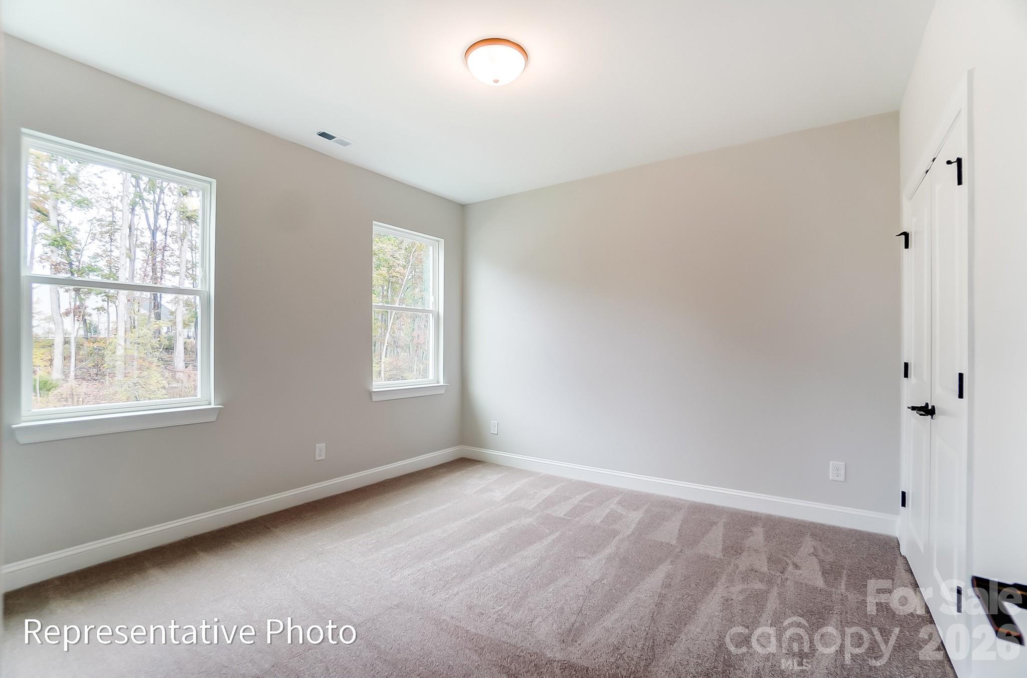 5064 Mclaughlin Loop Property Photo 17