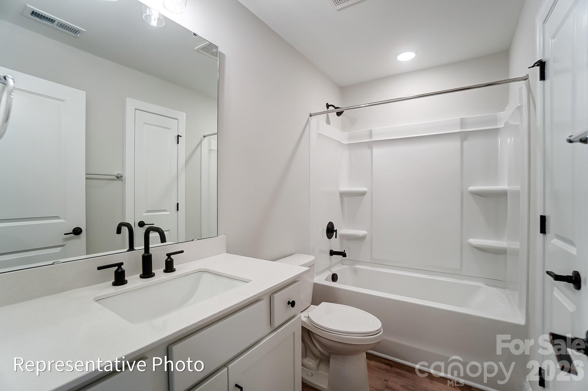 5064 Mclaughlin Loop Property Photo 23