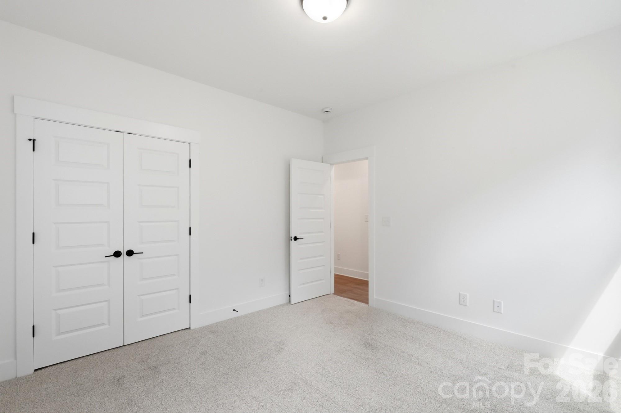 5064 Mclaughlin Loop Property Photo 24