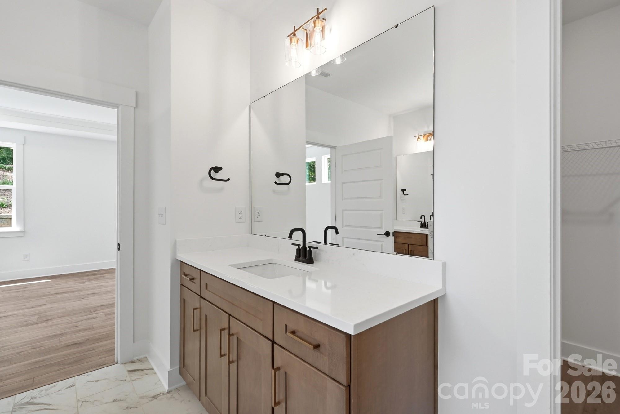 5064 Mclaughlin Loop Property Photo 33