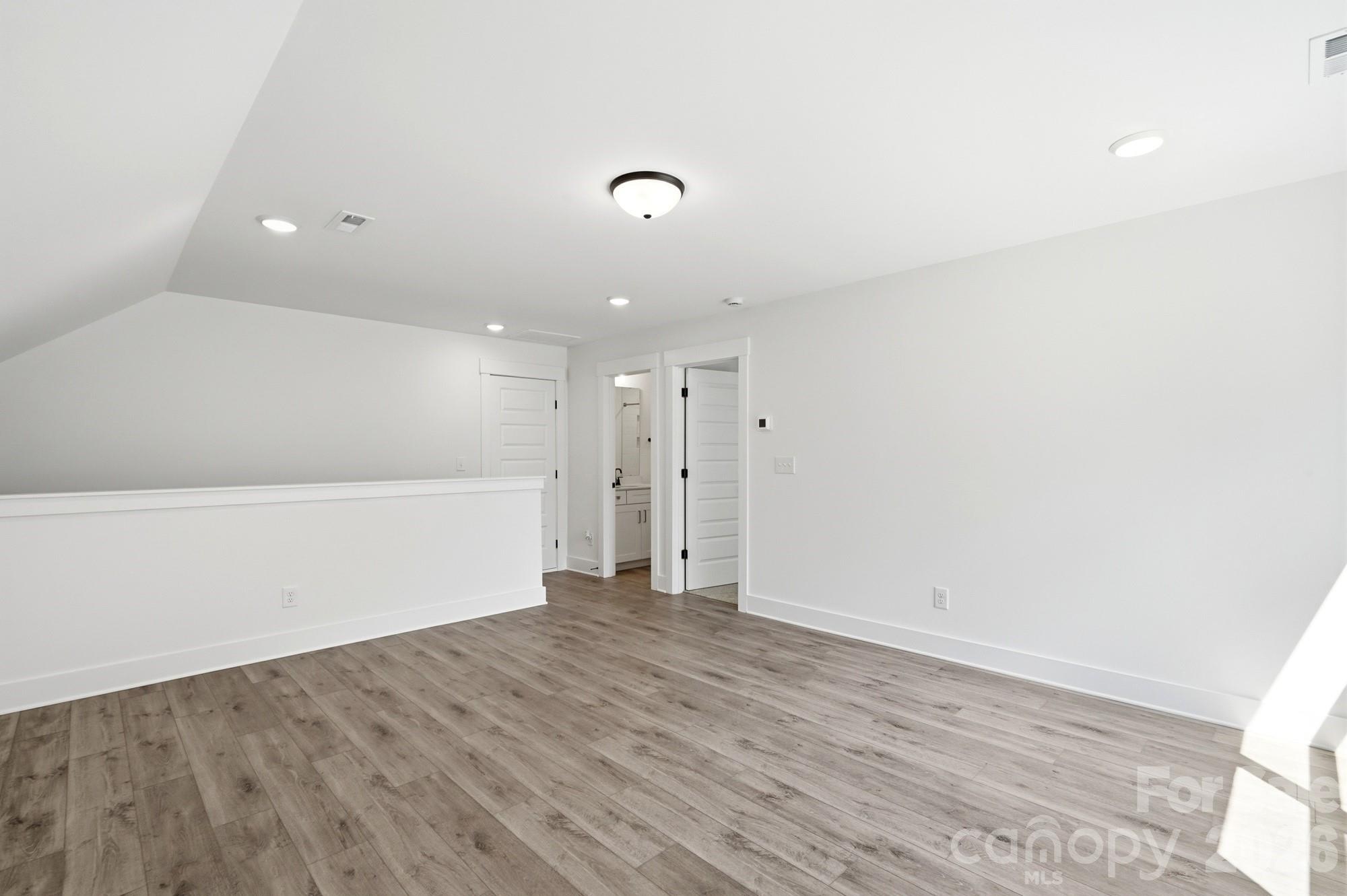 5064 Mclaughlin Loop Property Photo 38