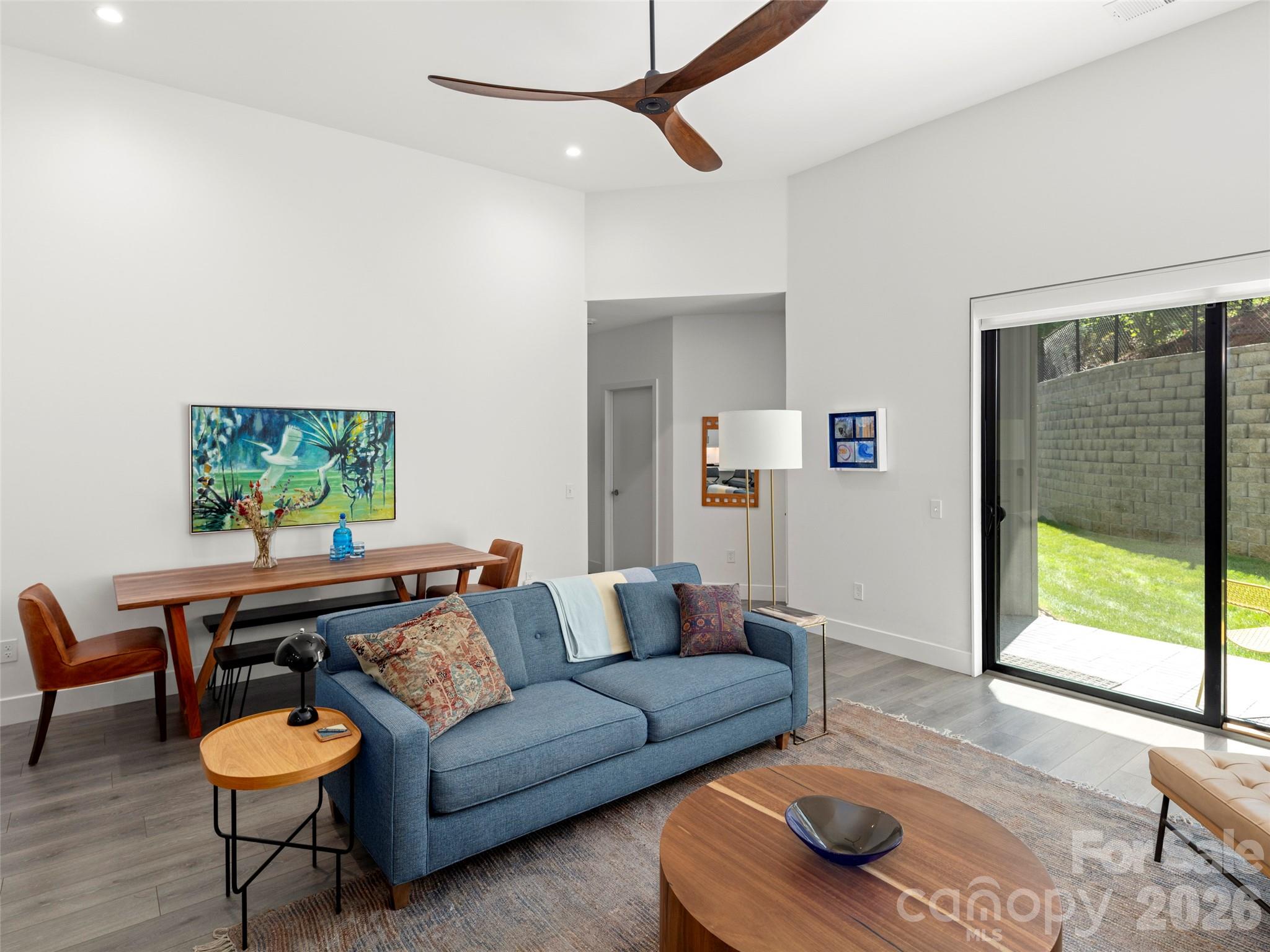 68 Craven Street 213 Property Photo 4