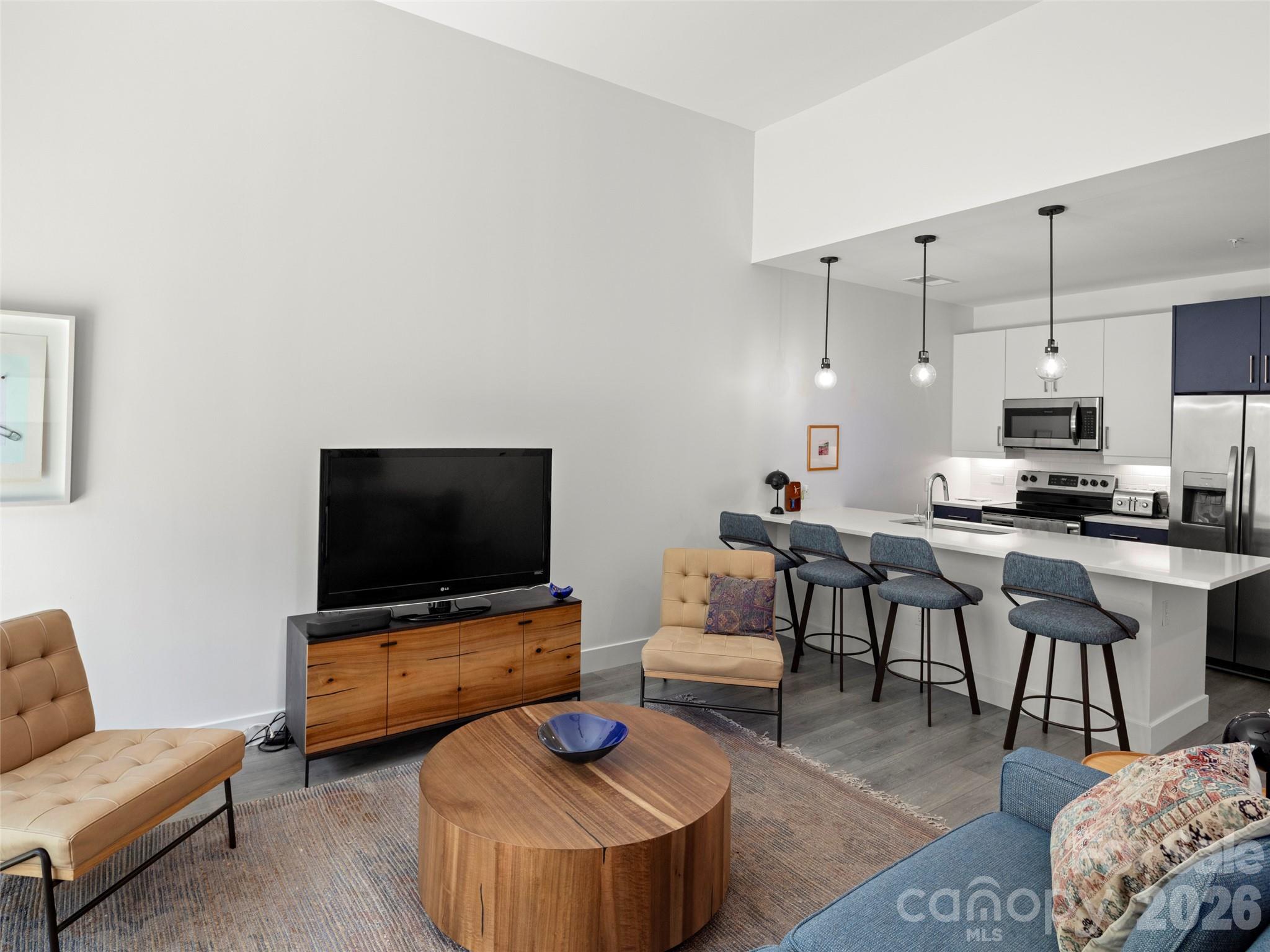 68 Craven Street 213 Property Photo 6