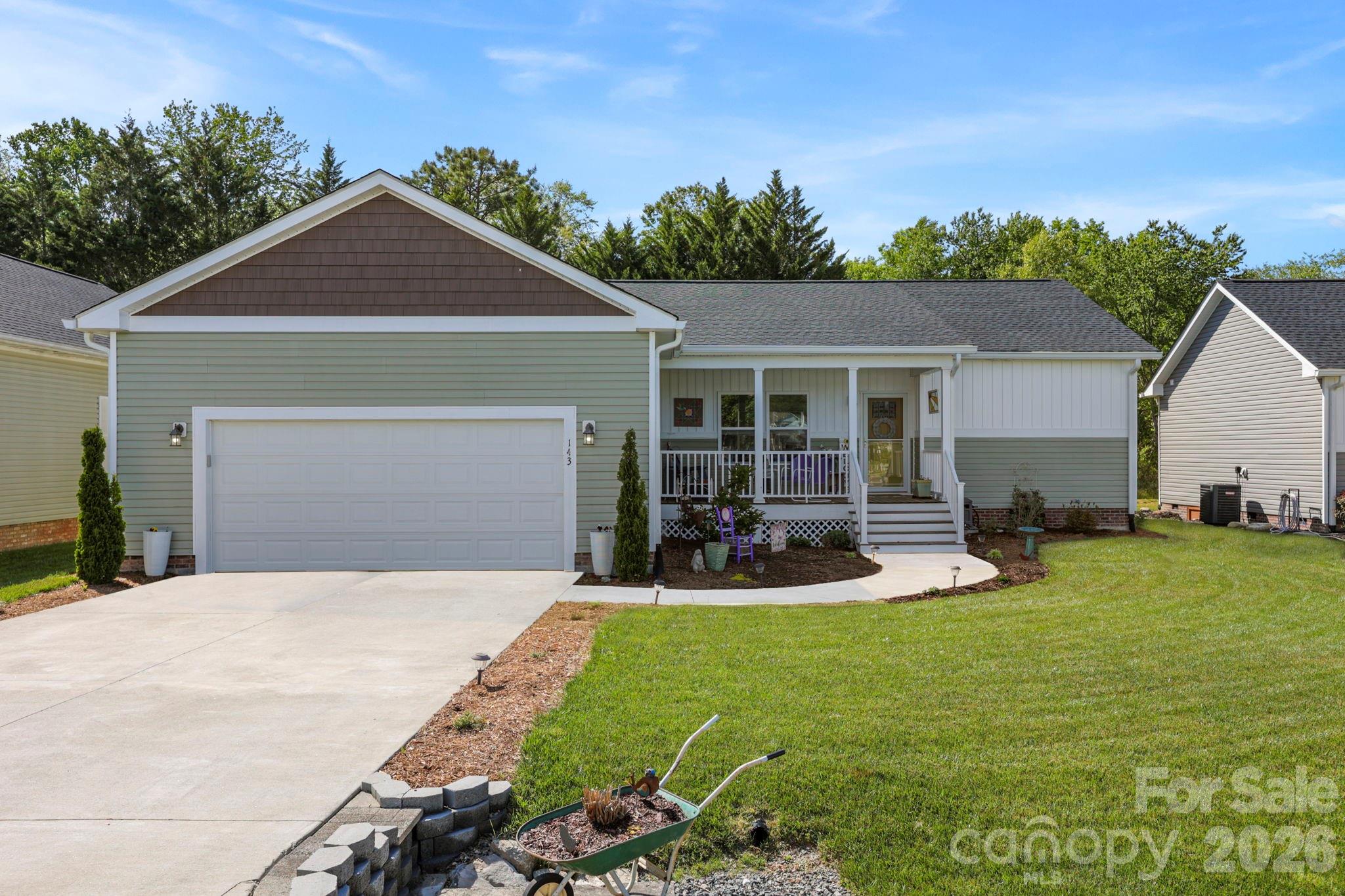 143 Beechnut Drive Property Photo 1