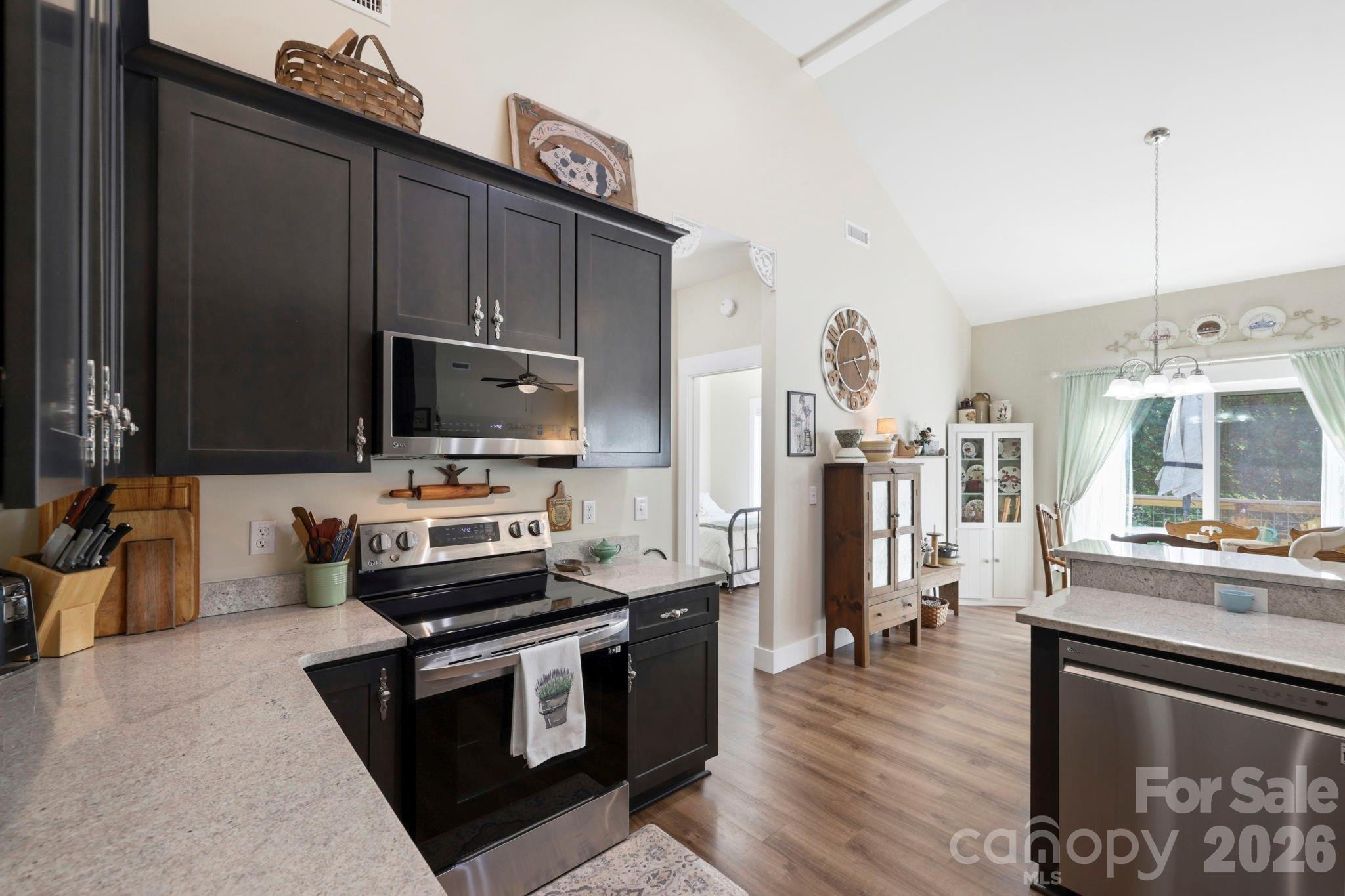 143 Beechnut Drive Property Photo 4