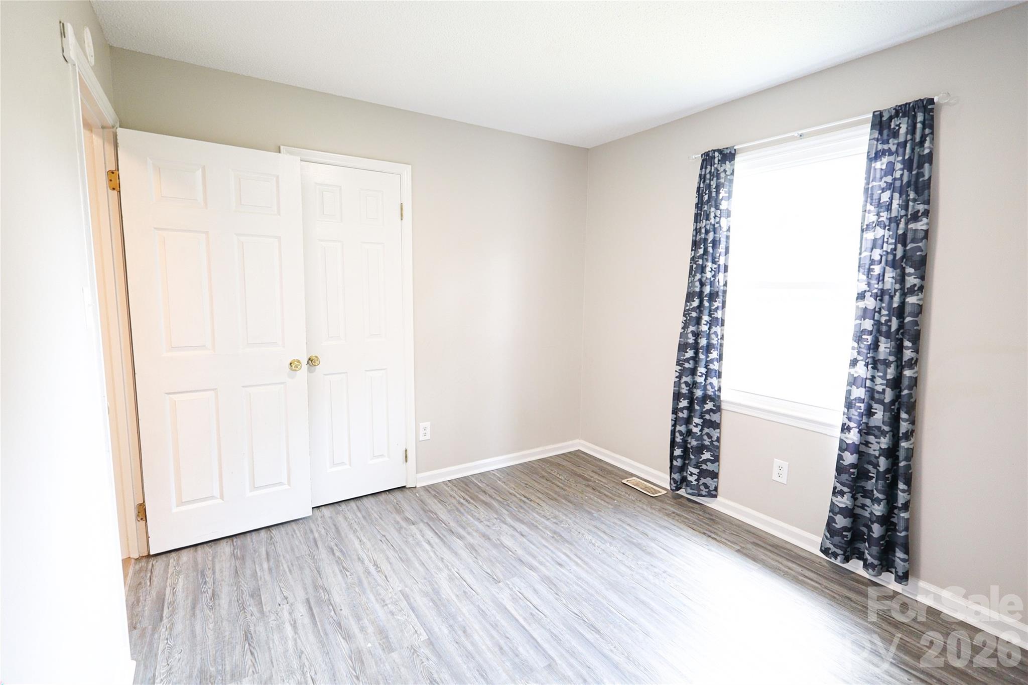 1006 Iris Drive Property Photo 22