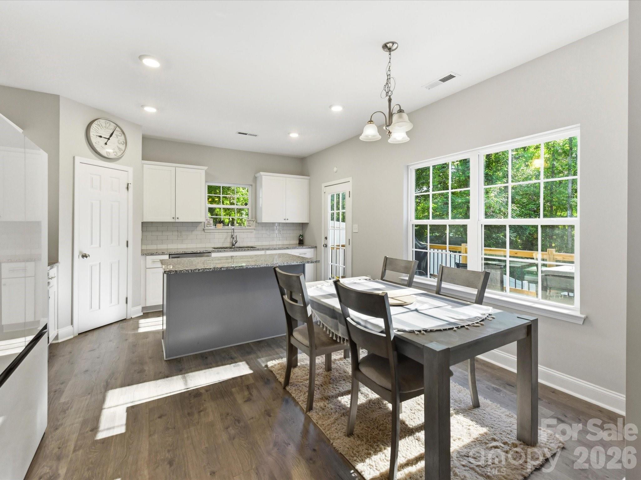 2109 Timber Ridge Road Property Photo 10
