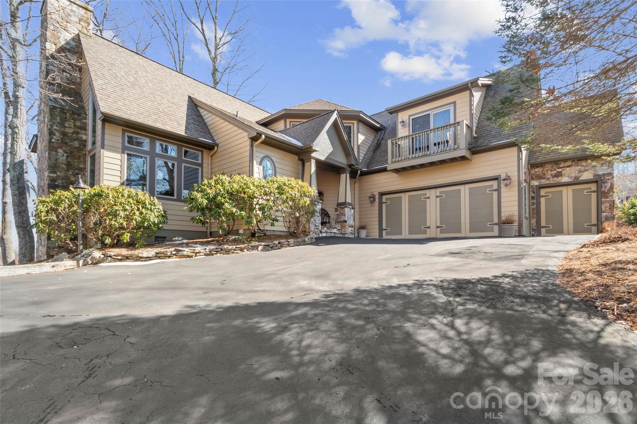 456 Spring House Drive Property Photo 1