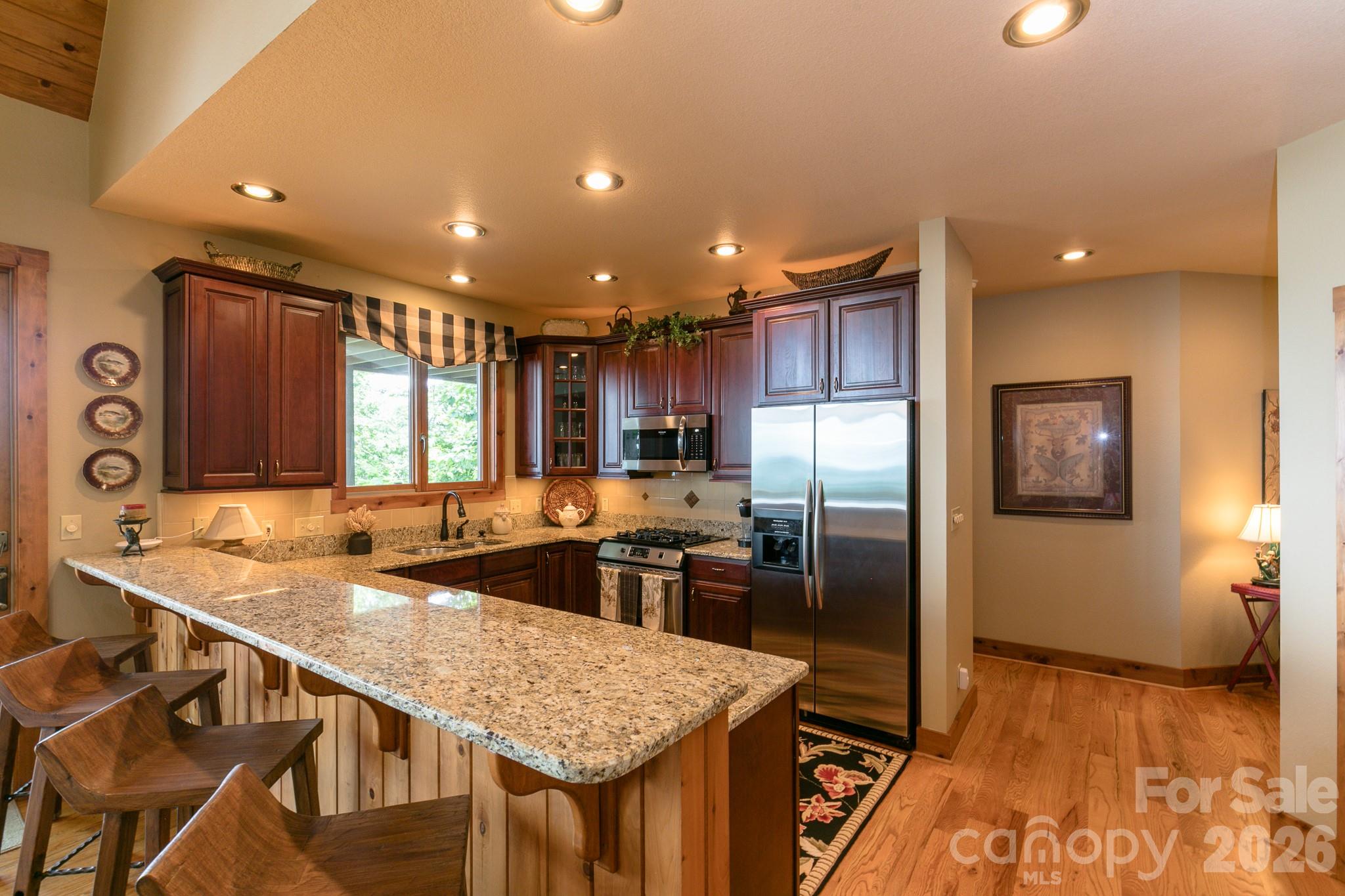 456 Spring House Drive Property Photo 11
