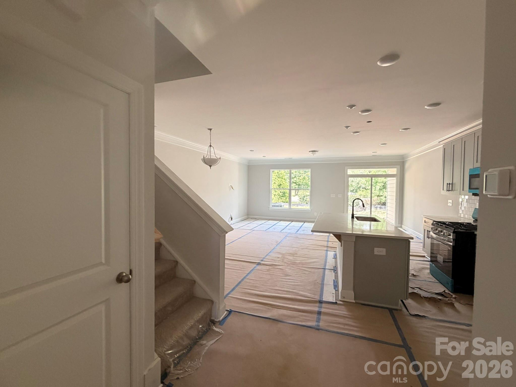 4371 Black Court Property Photo 4