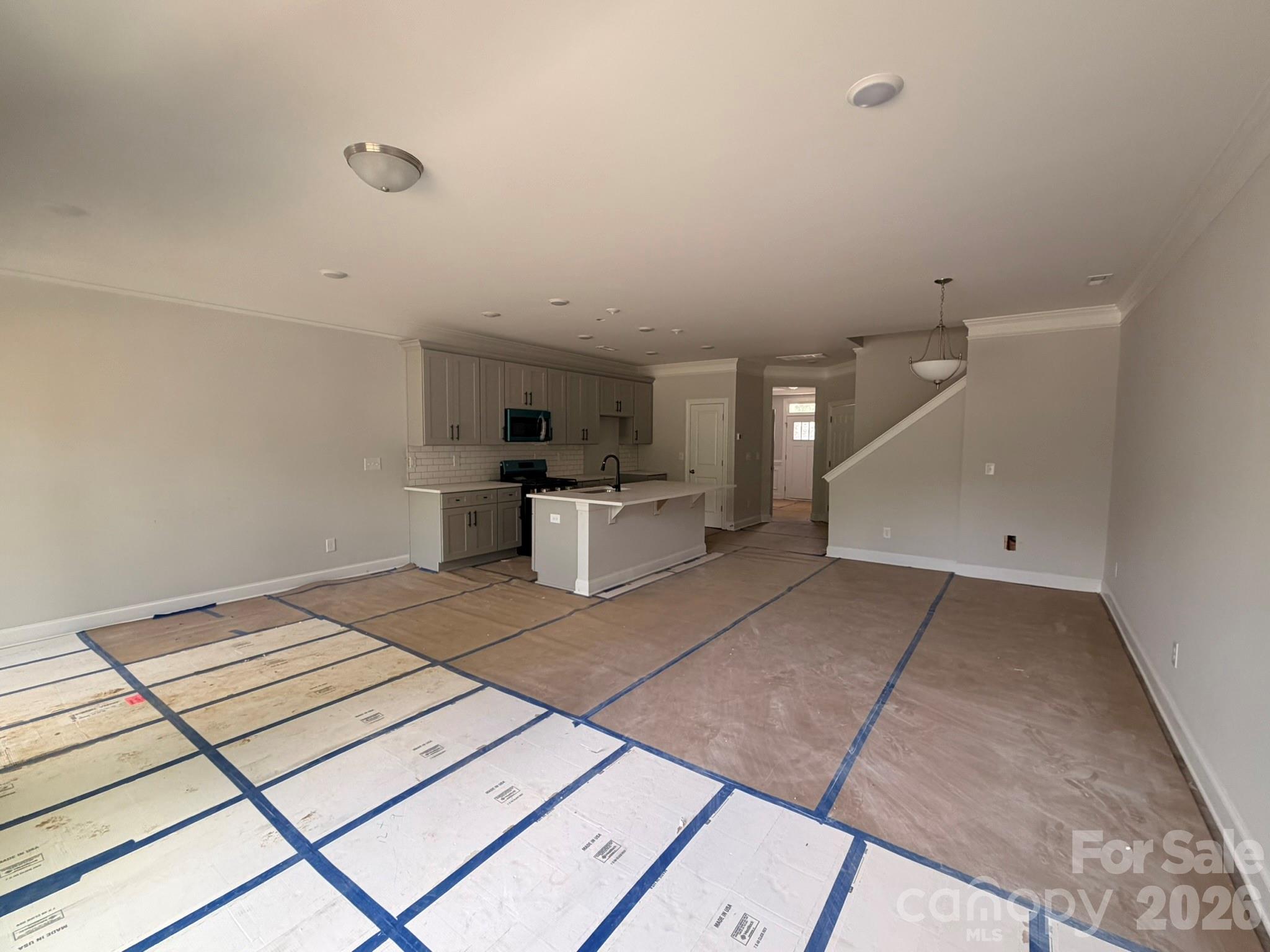 4371 Black Court Property Photo 6