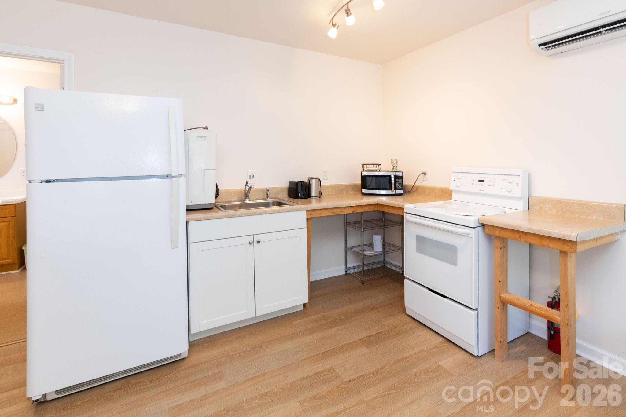 12 Lila Lane Property Photo 22