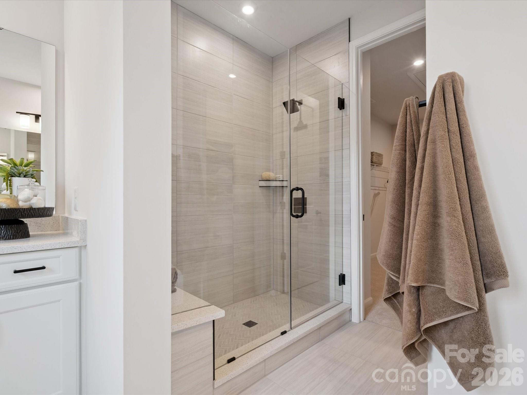 711 Bowery Place Property Photo 22