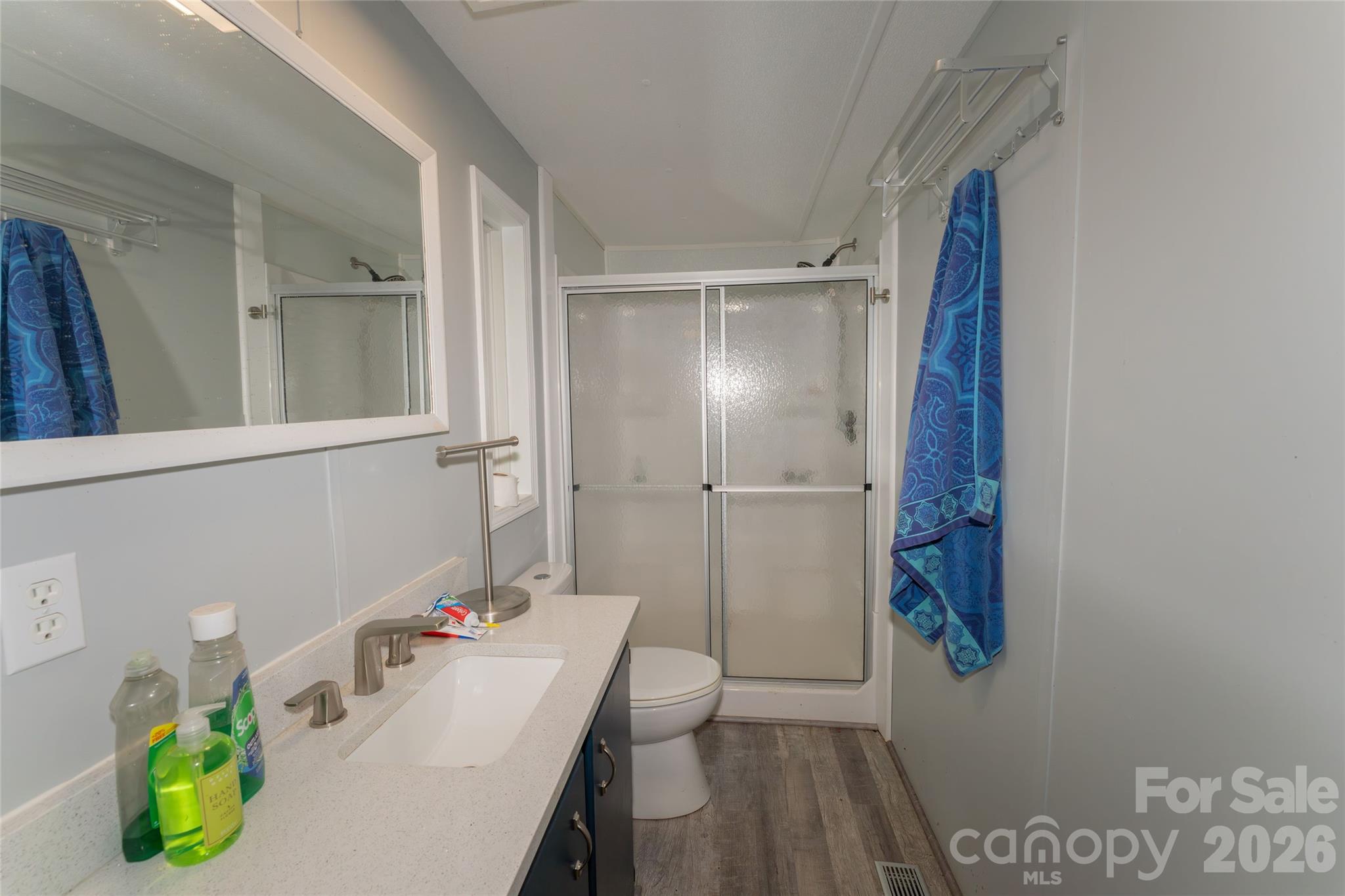 6132 Sherwood Lane Property Photo 10