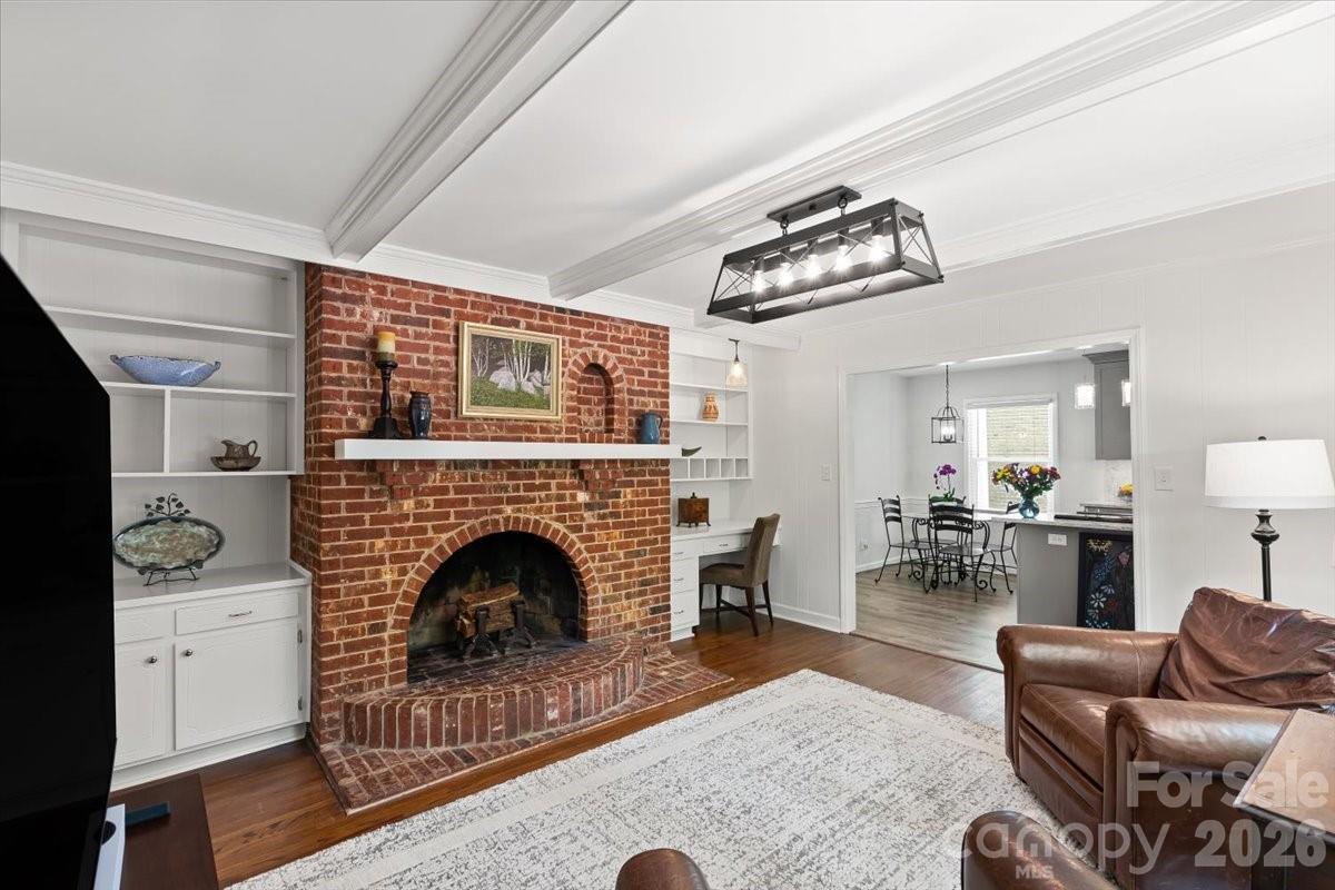 3741 Riverbend Road Property Photo 12