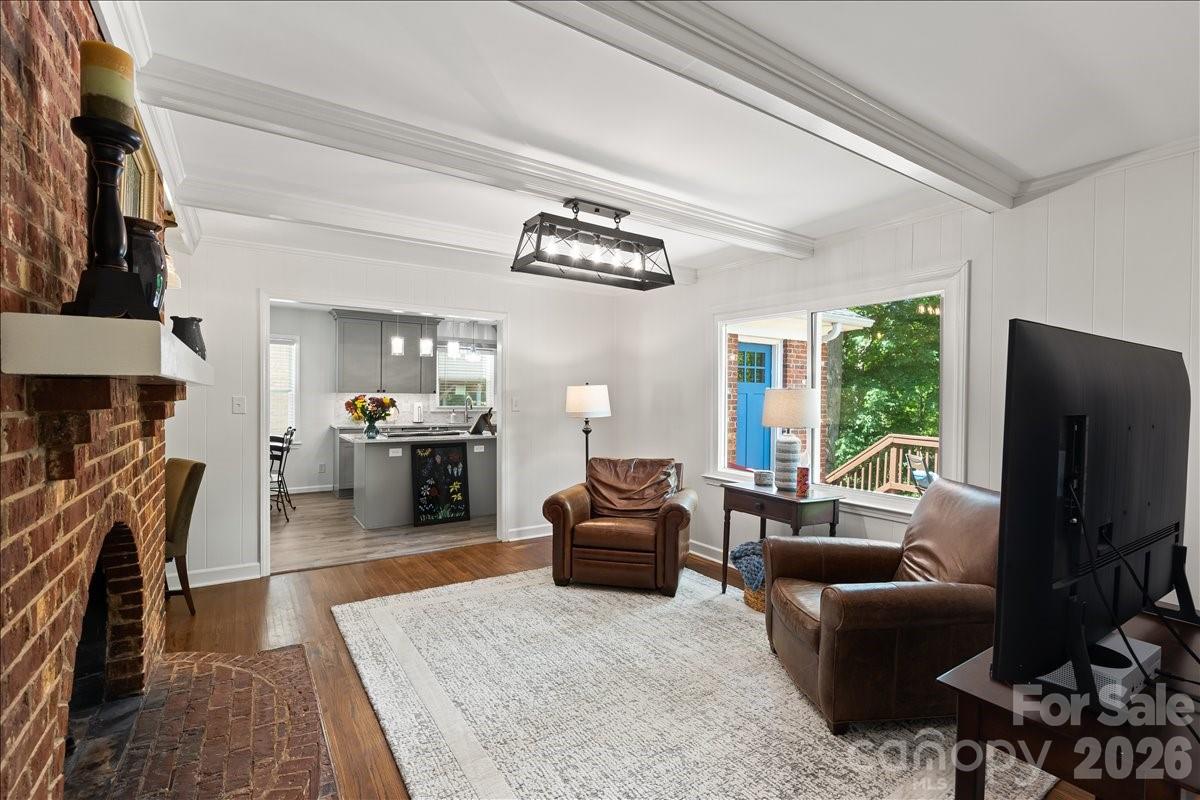 3741 Riverbend Road Property Photo 13