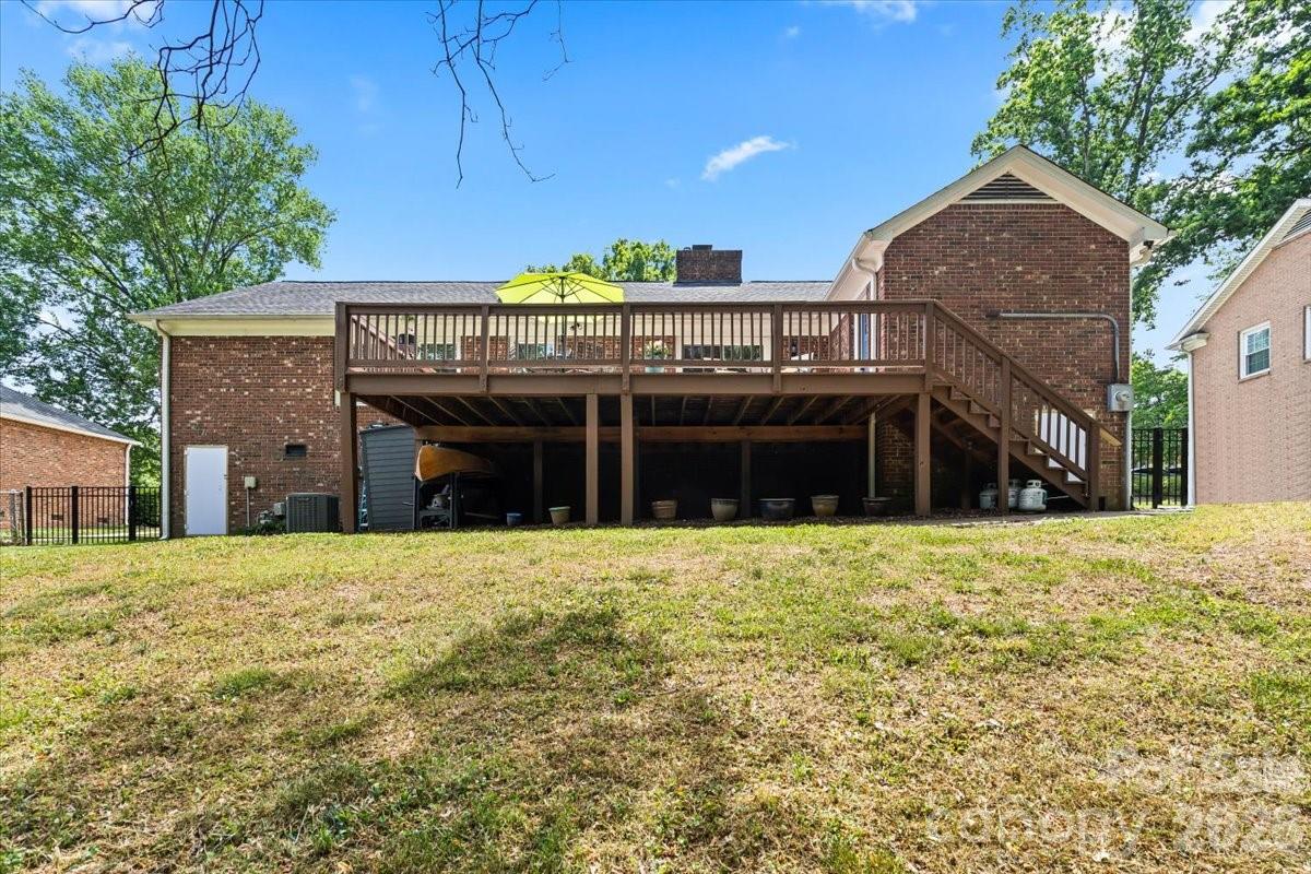 3741 Riverbend Road Property Photo 25