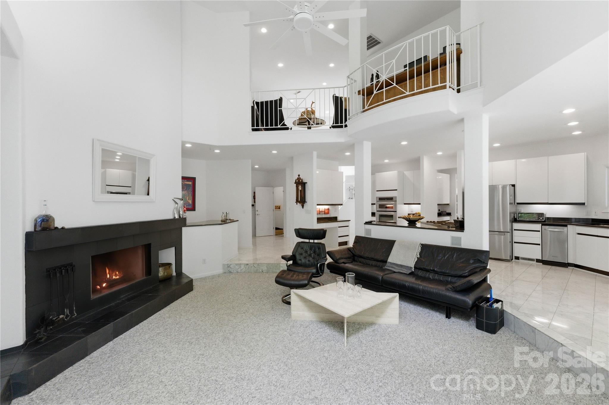 18426 Peninsula Cove Lane Property Photo 10
