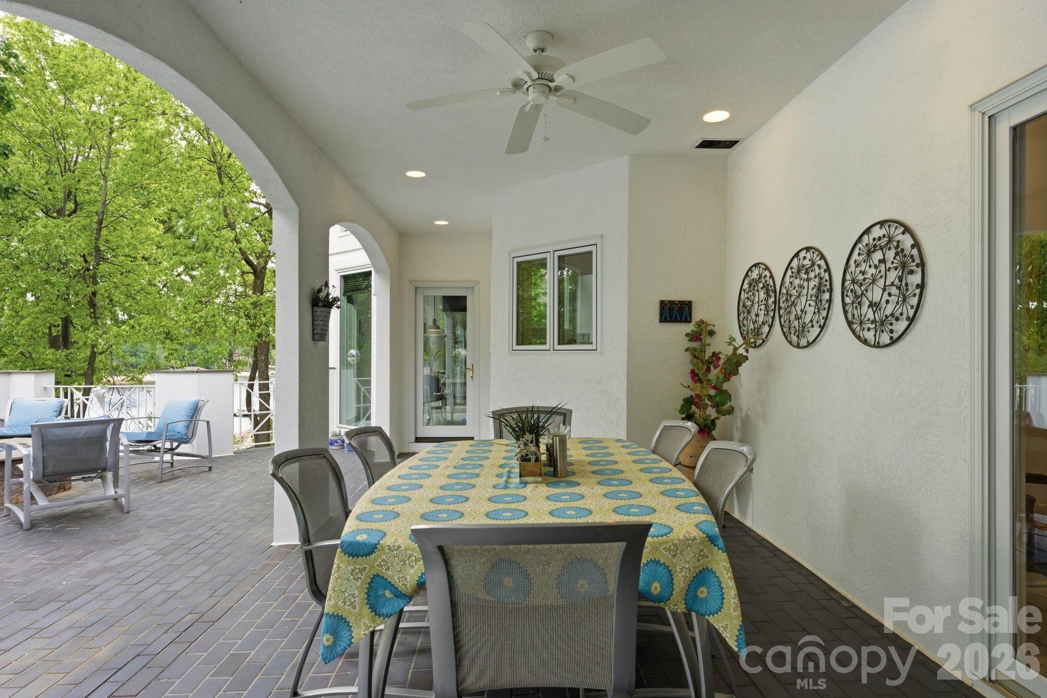 18426 Peninsula Cove Lane Property Photo 20
