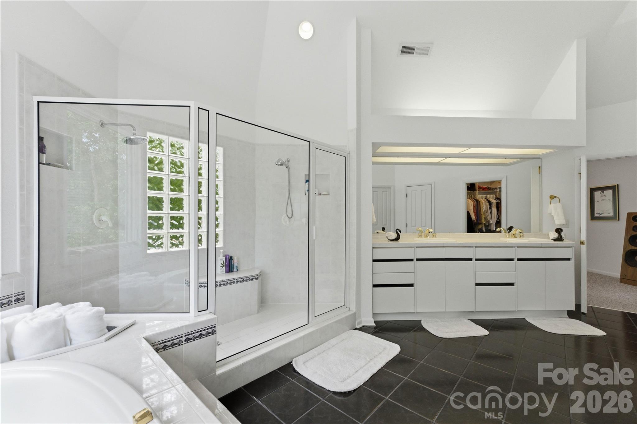 18426 Peninsula Cove Lane Property Photo 29