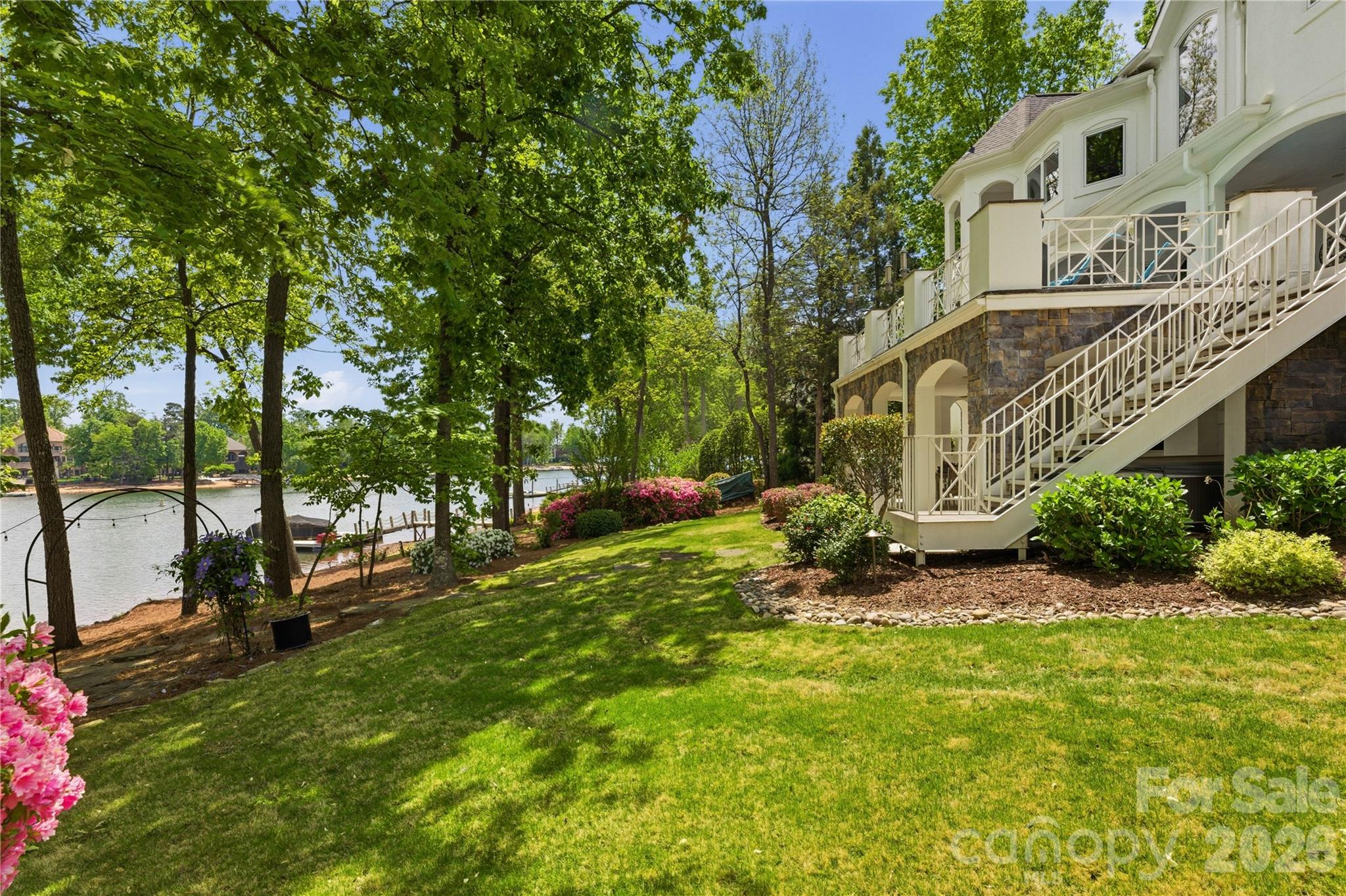 18426 Peninsula Cove Lane Property Photo 37