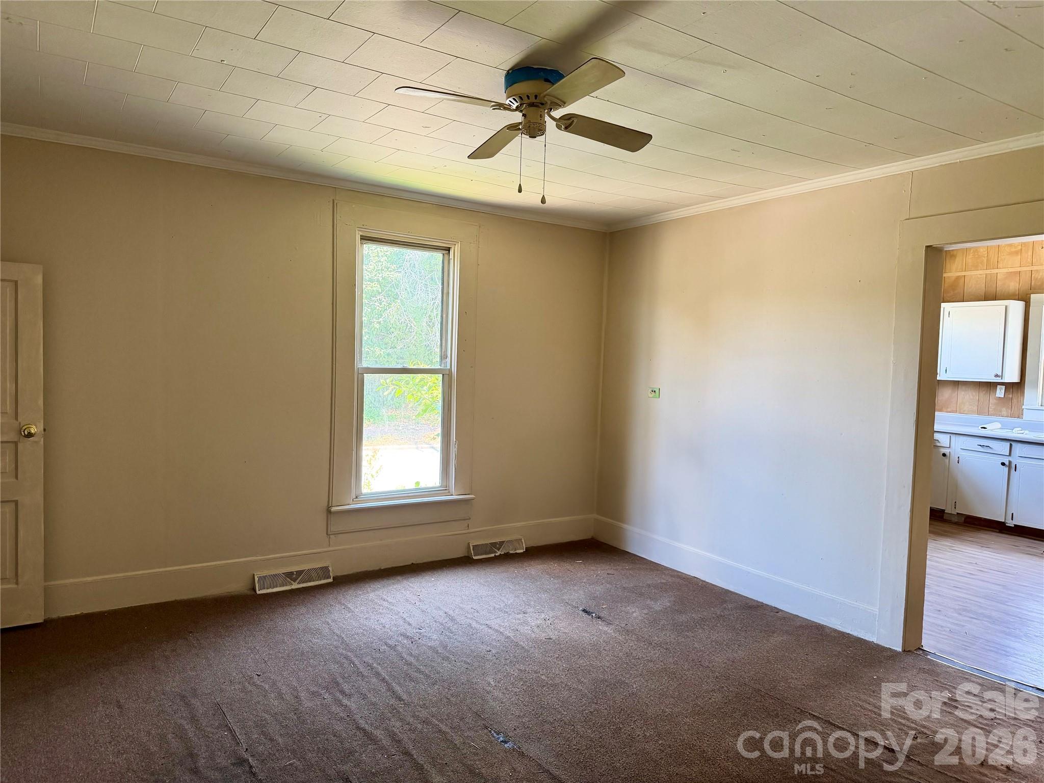 128 N Long Street Property Photo 5