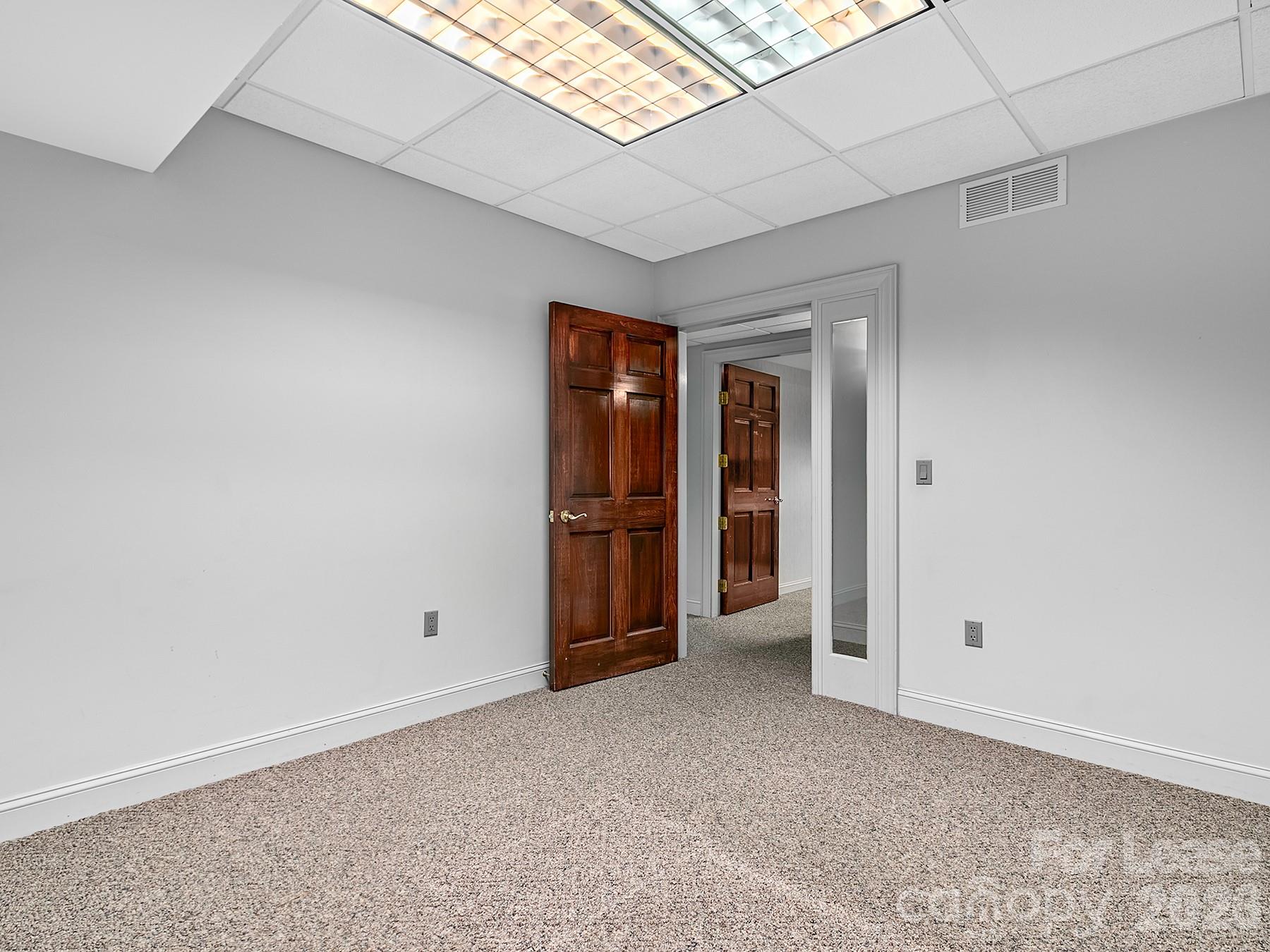 902 Fleming Street C Property Photo 10