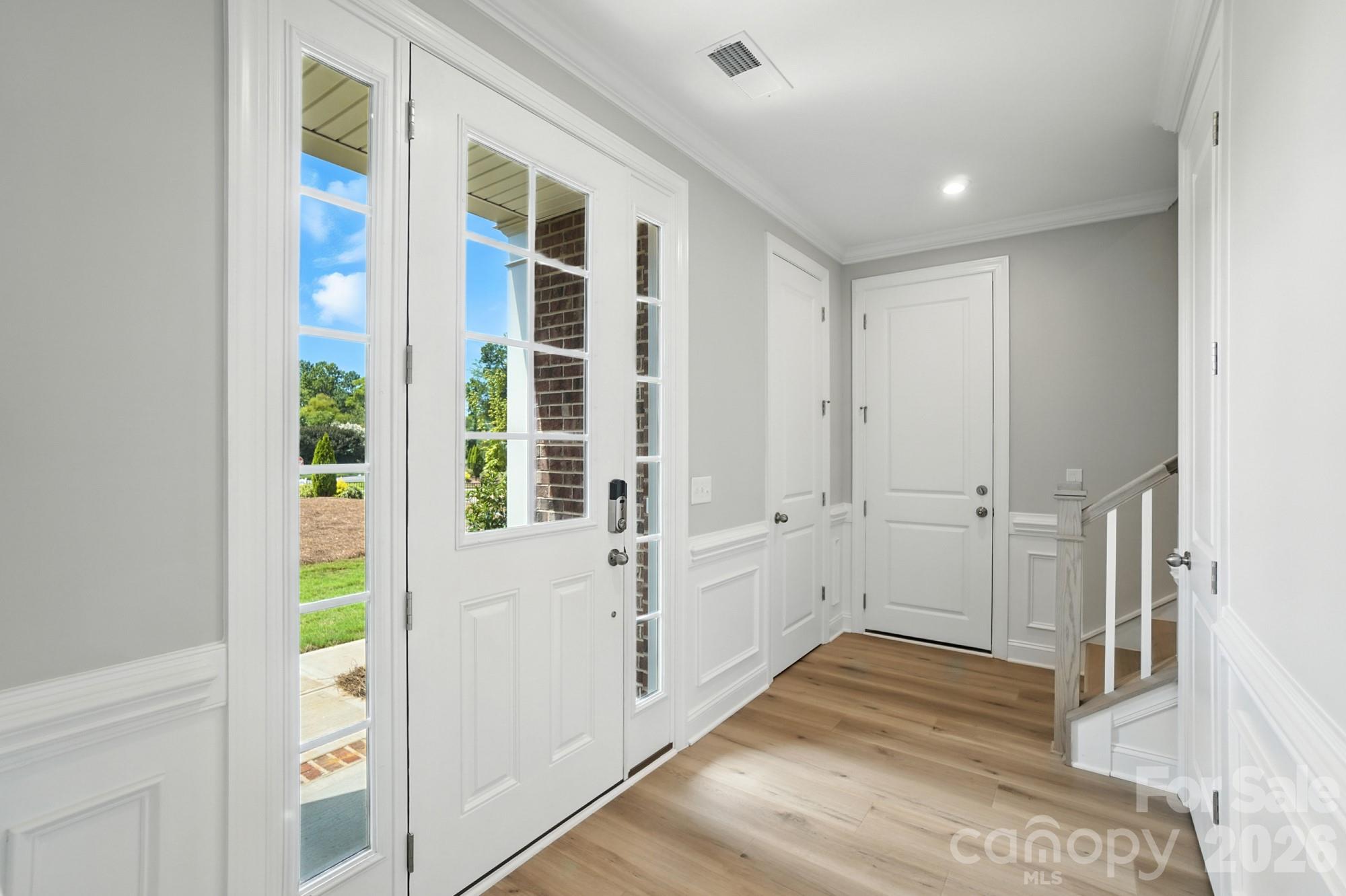 12015 Lavinia Lane Property Photo 5