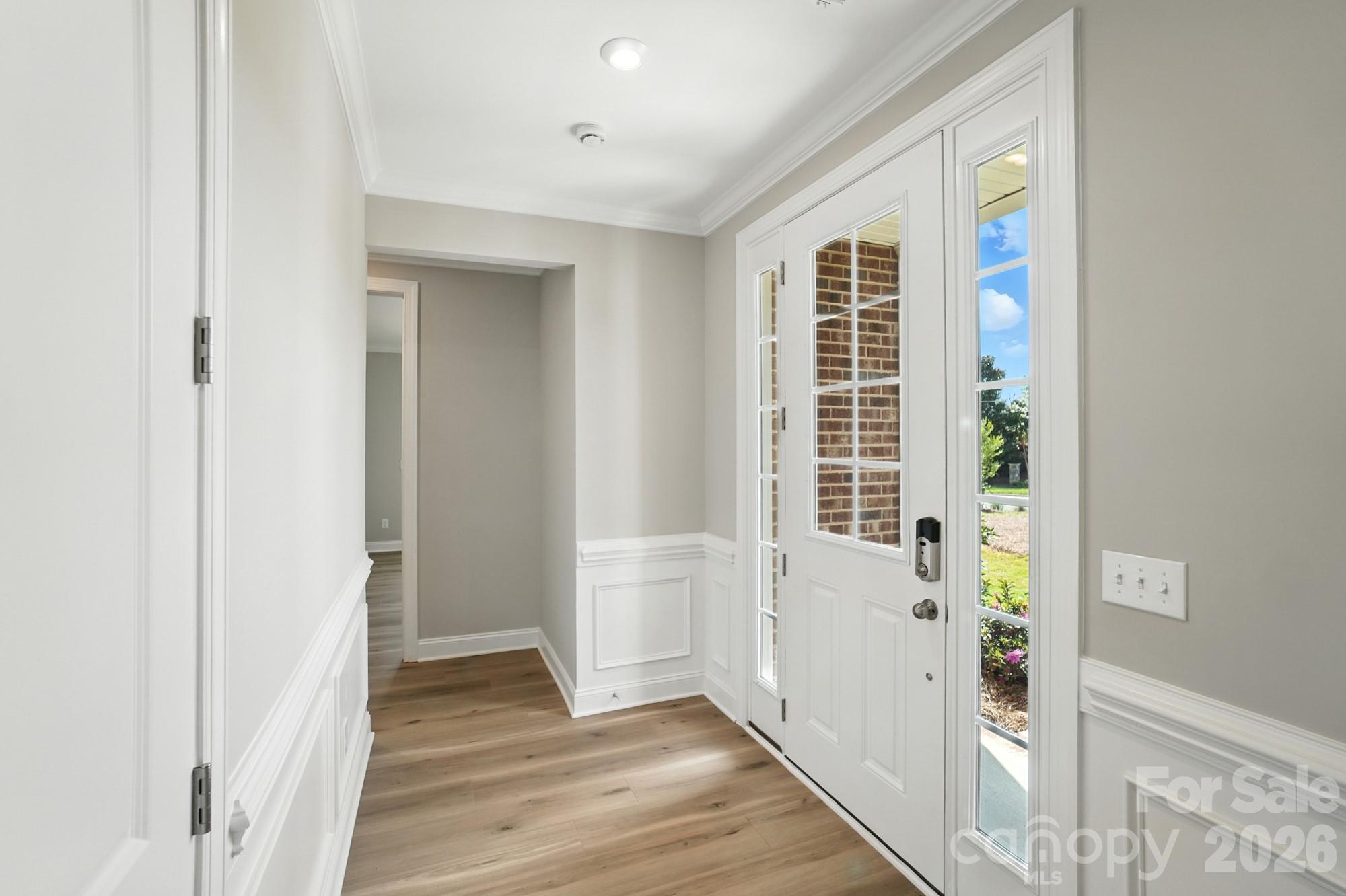 12015 Lavinia Lane Property Photo 6