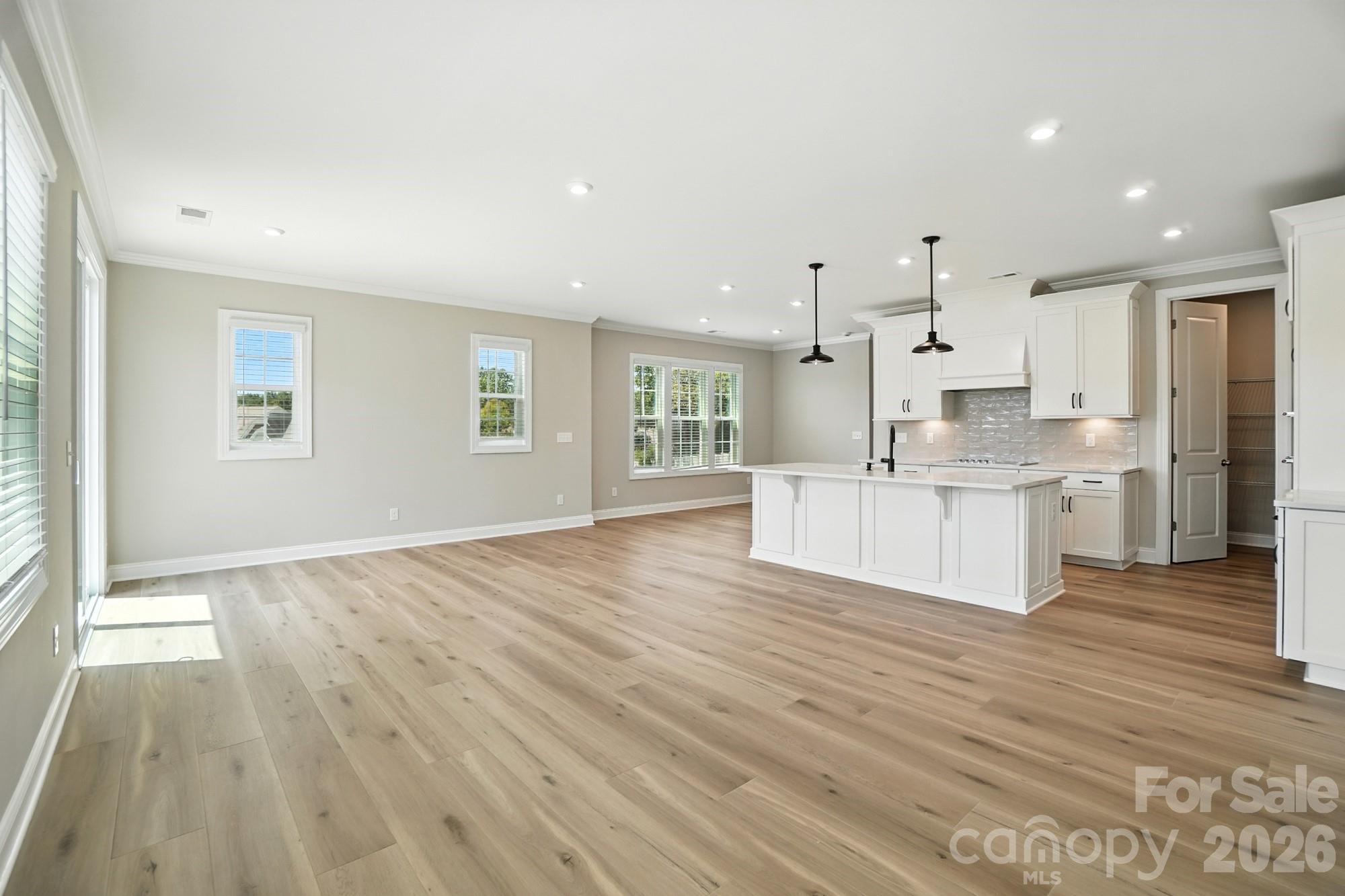 12015 Lavinia Lane Property Photo 10