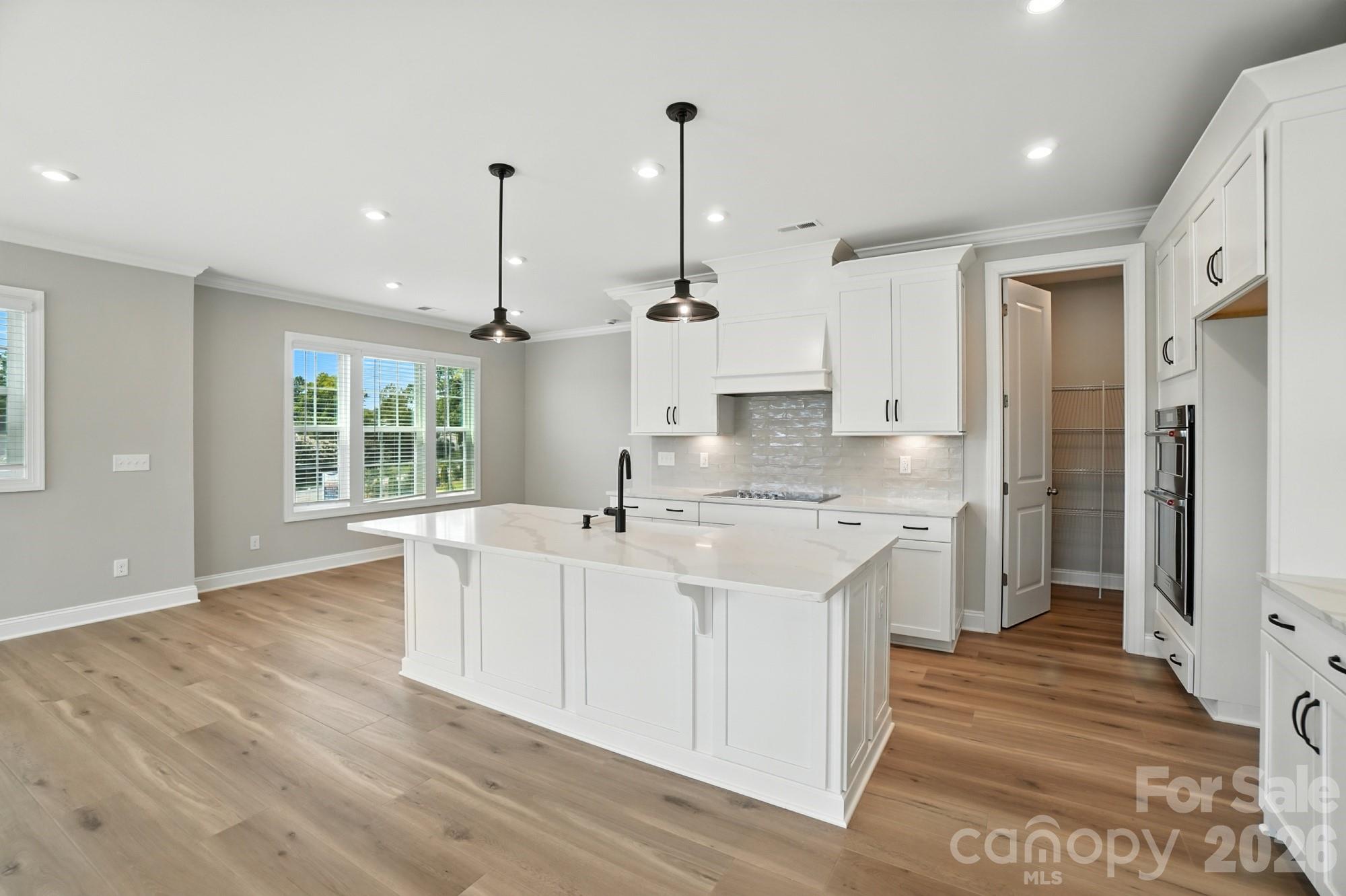12015 Lavinia Lane Property Photo 12