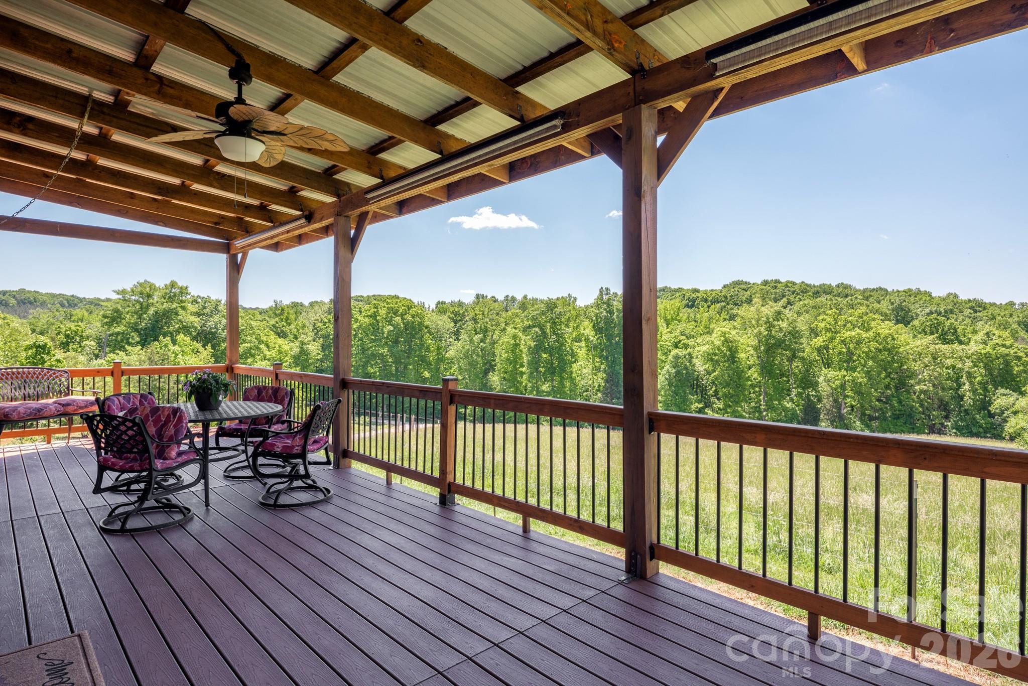8088 Kays Drive Property Photo 17