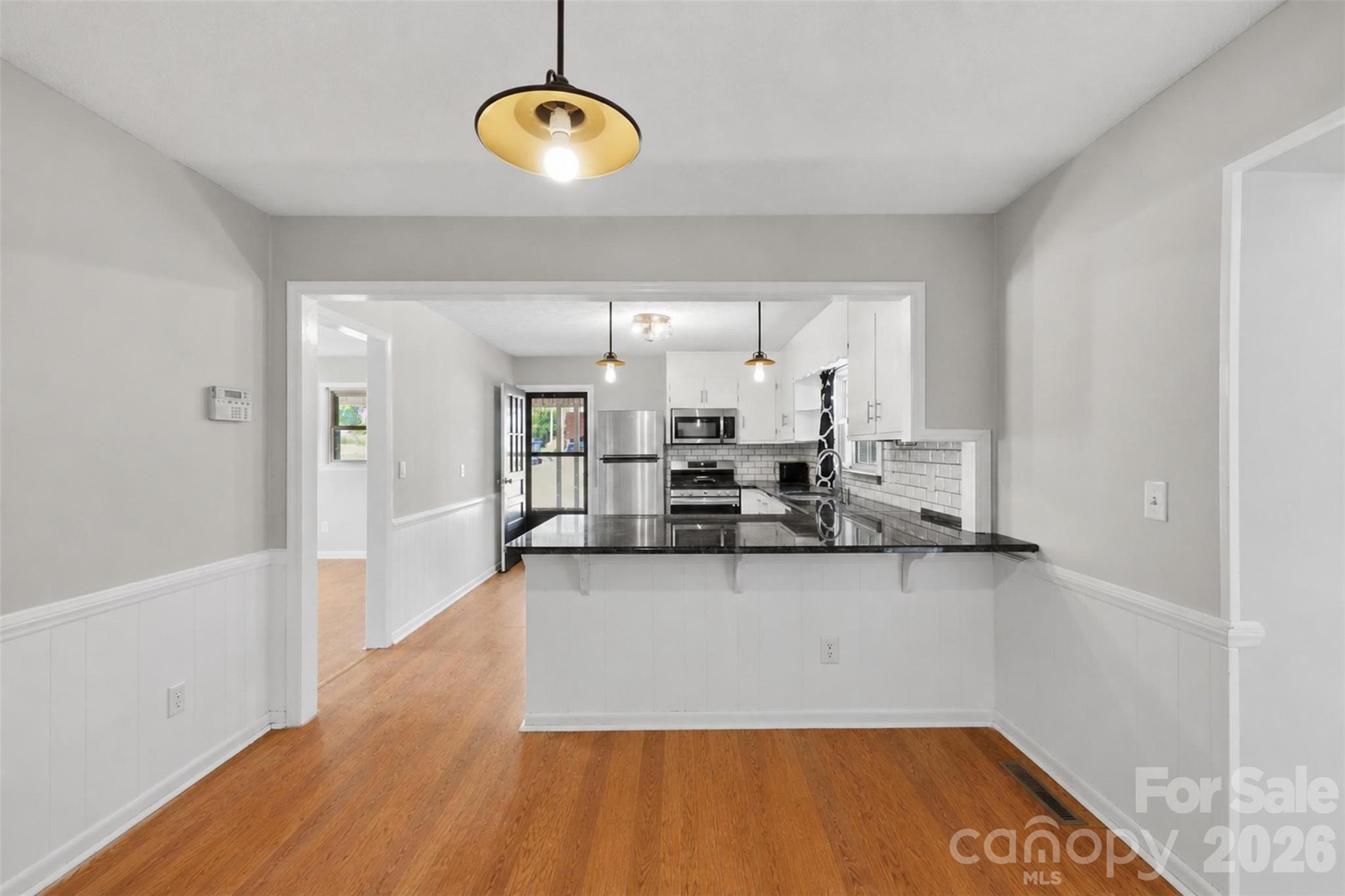1910 26th Street Property Photo 8