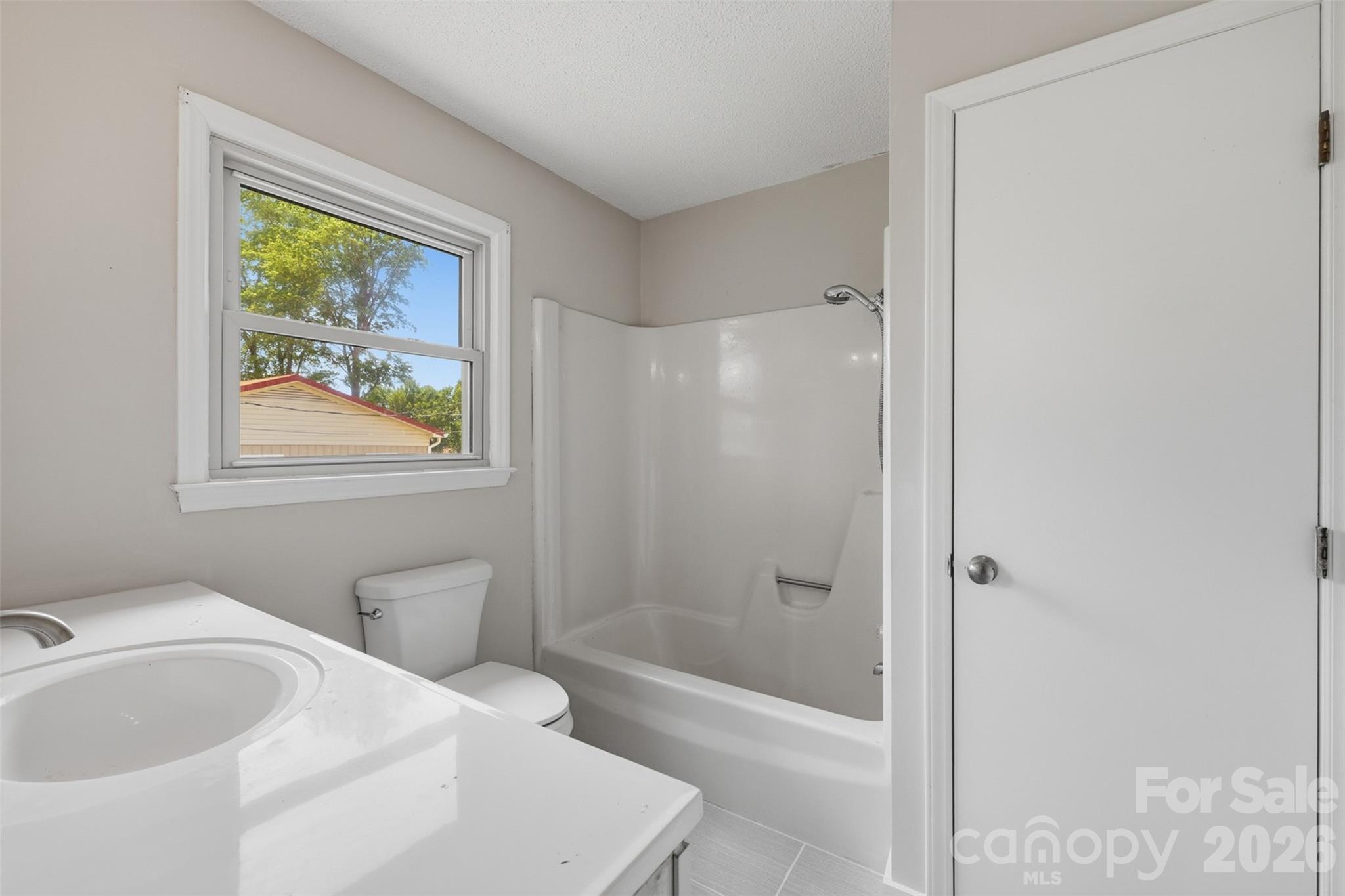 1910 26th Street Property Photo 18