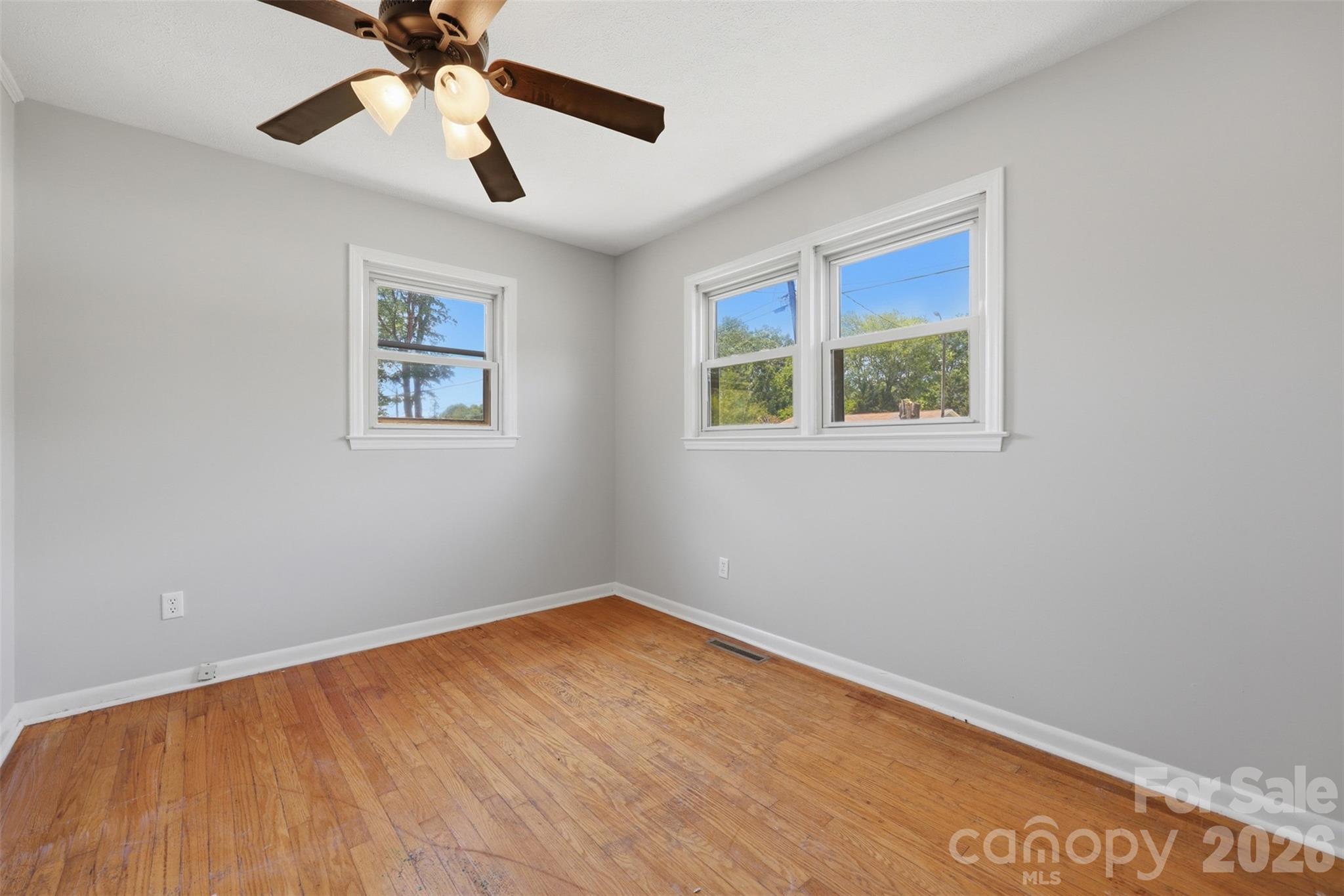 1910 26th Street Property Photo 21