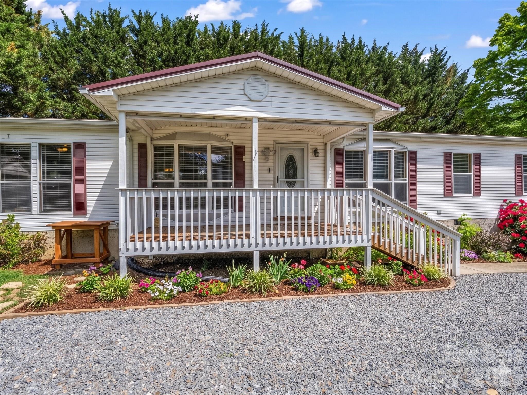 213 Old State Ten Road Property Photo 3