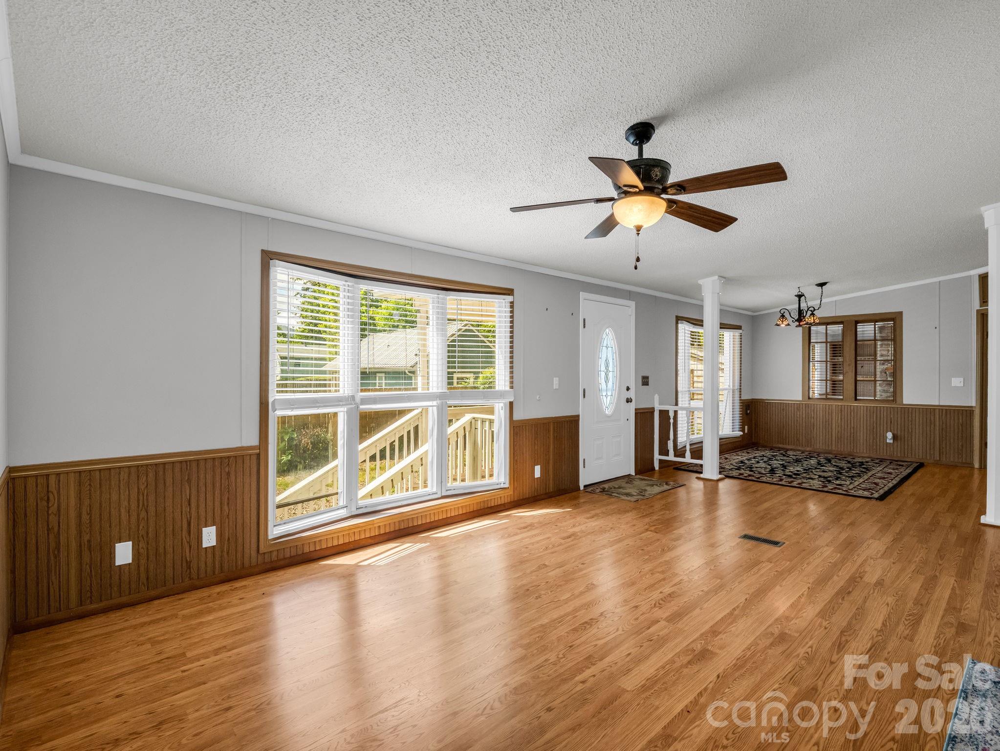 213 Old State Ten Road Property Photo 10