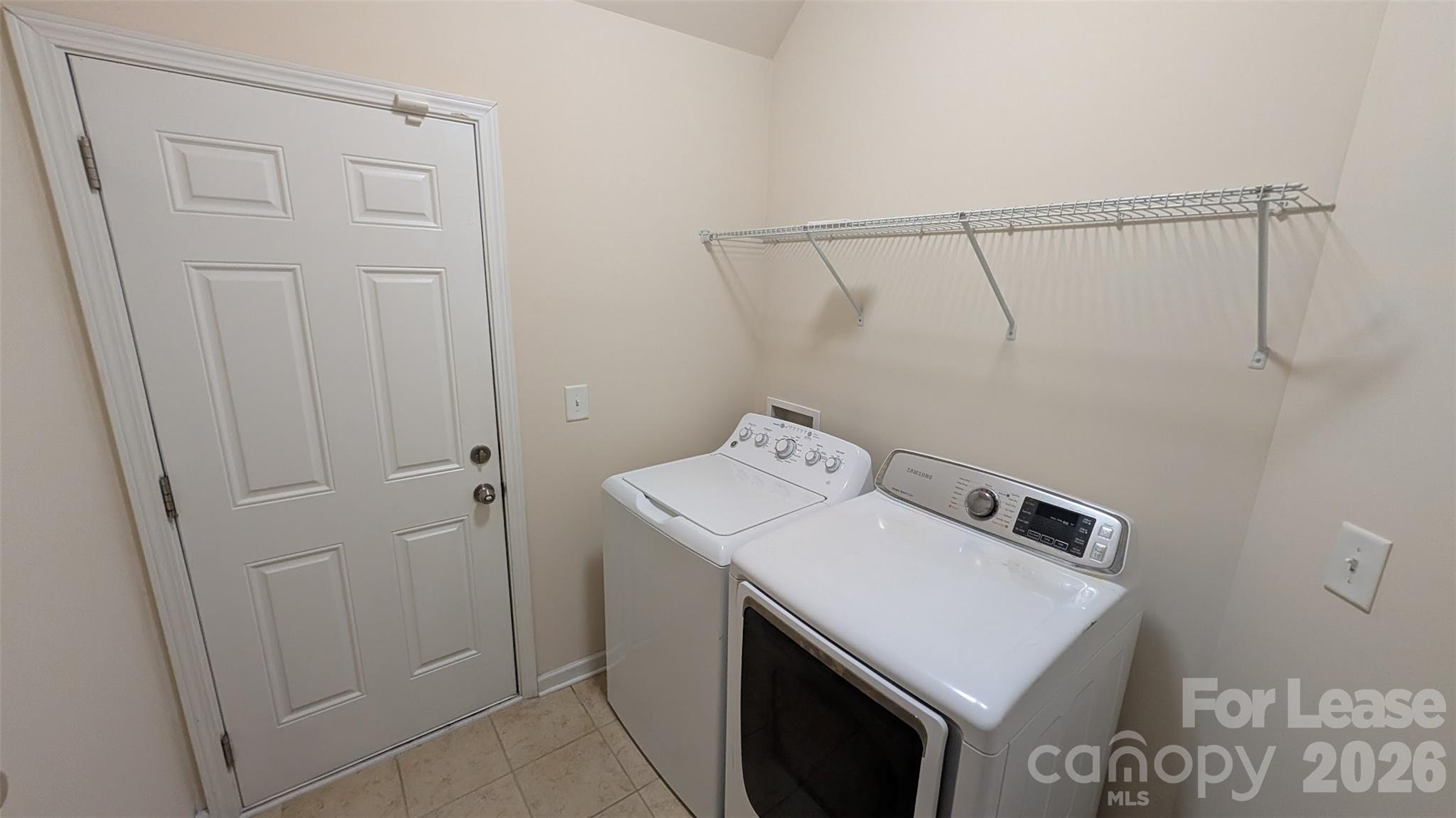 4848 Pepper Drive Property Photo 9