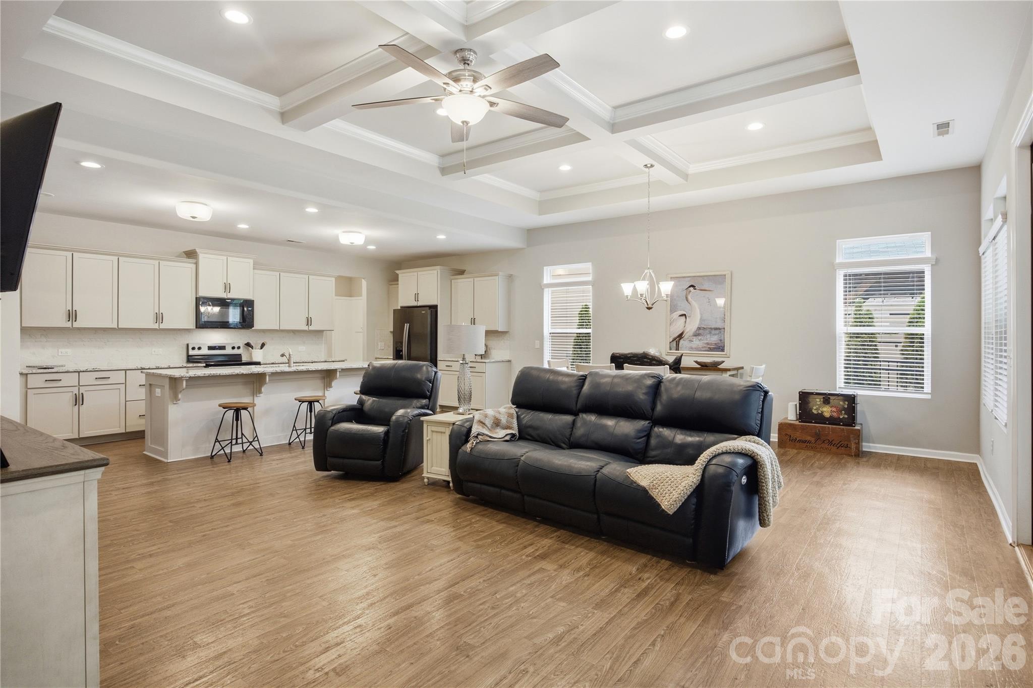 117 Canada Drive Property Photo 6