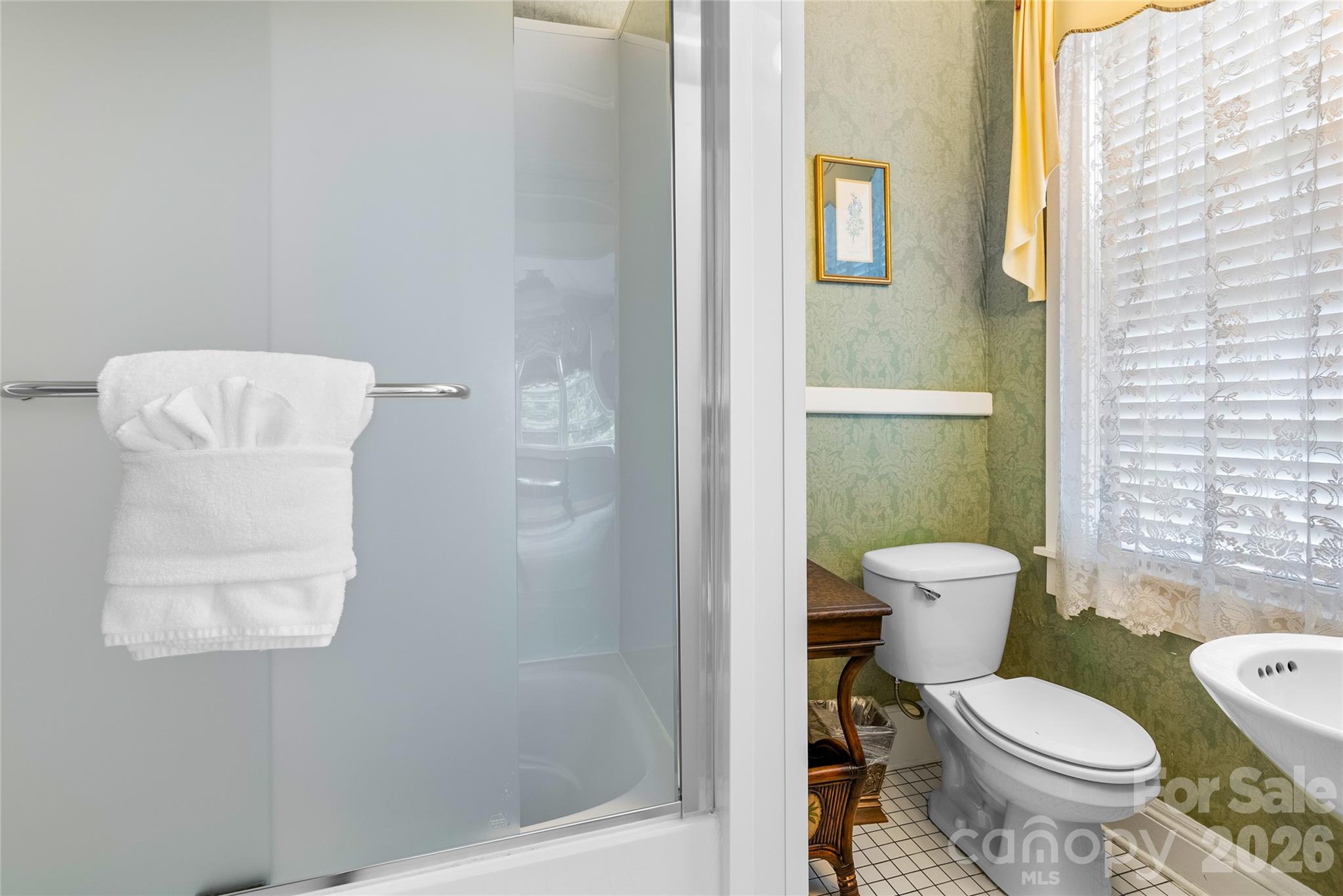 86 Edgemont Road Property Photo 28