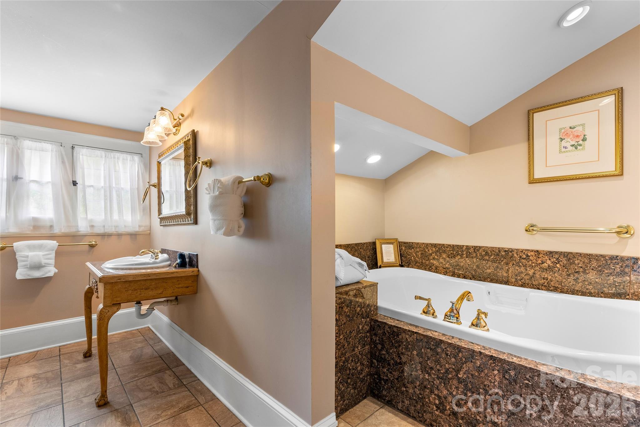 86 Edgemont Road Property Photo 43