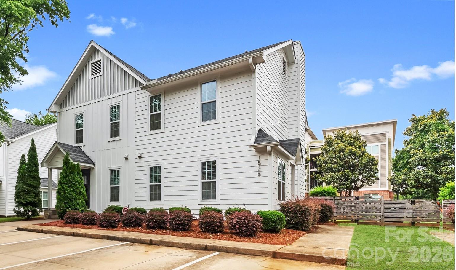 1525 Briar Creek Road B Property Photo 1