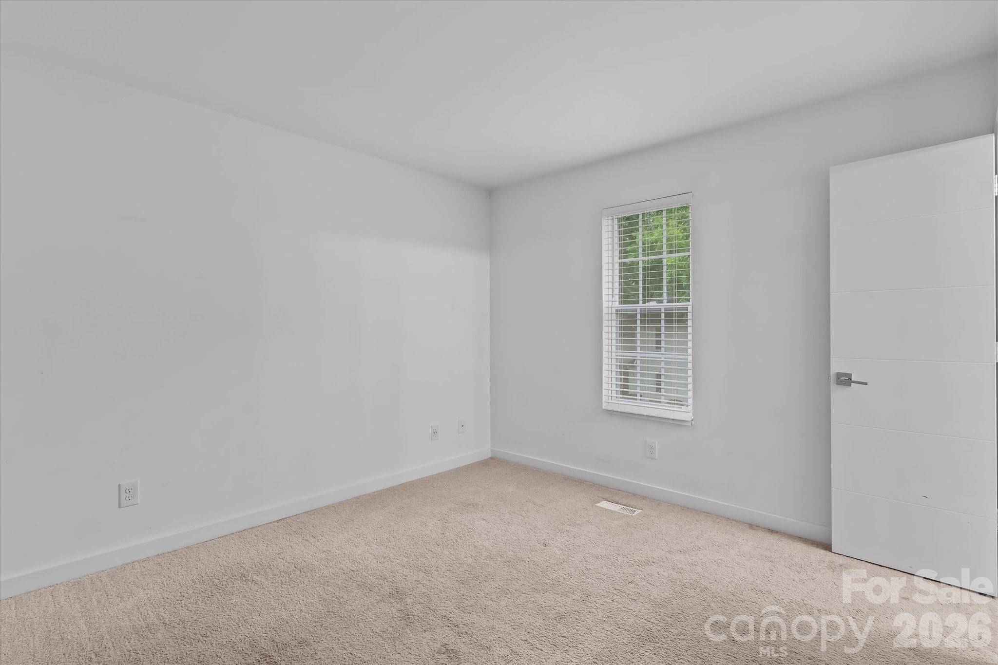 1525 Briar Creek Road B Property Photo 10