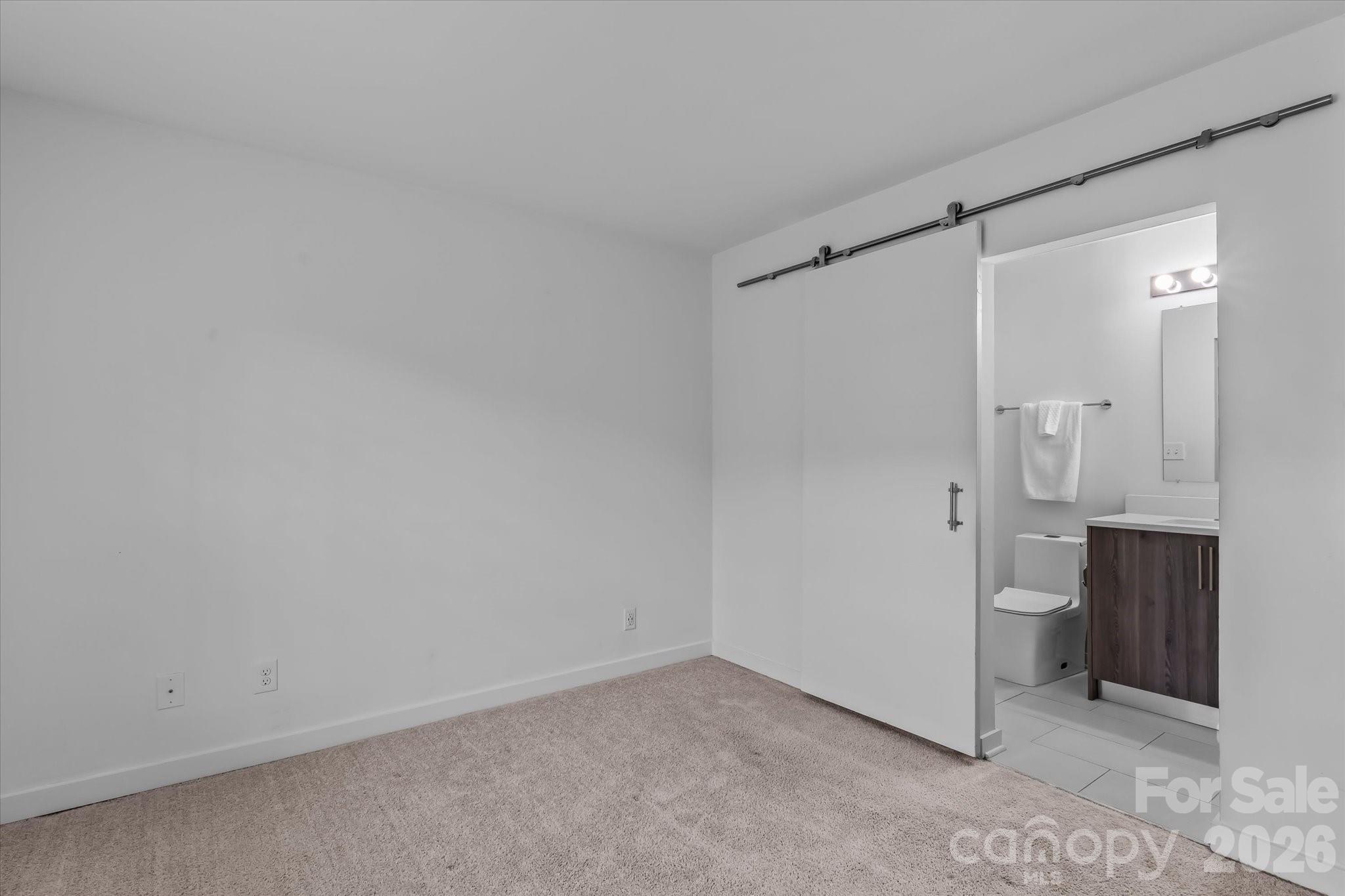 1525 Briar Creek Road B Property Photo 13