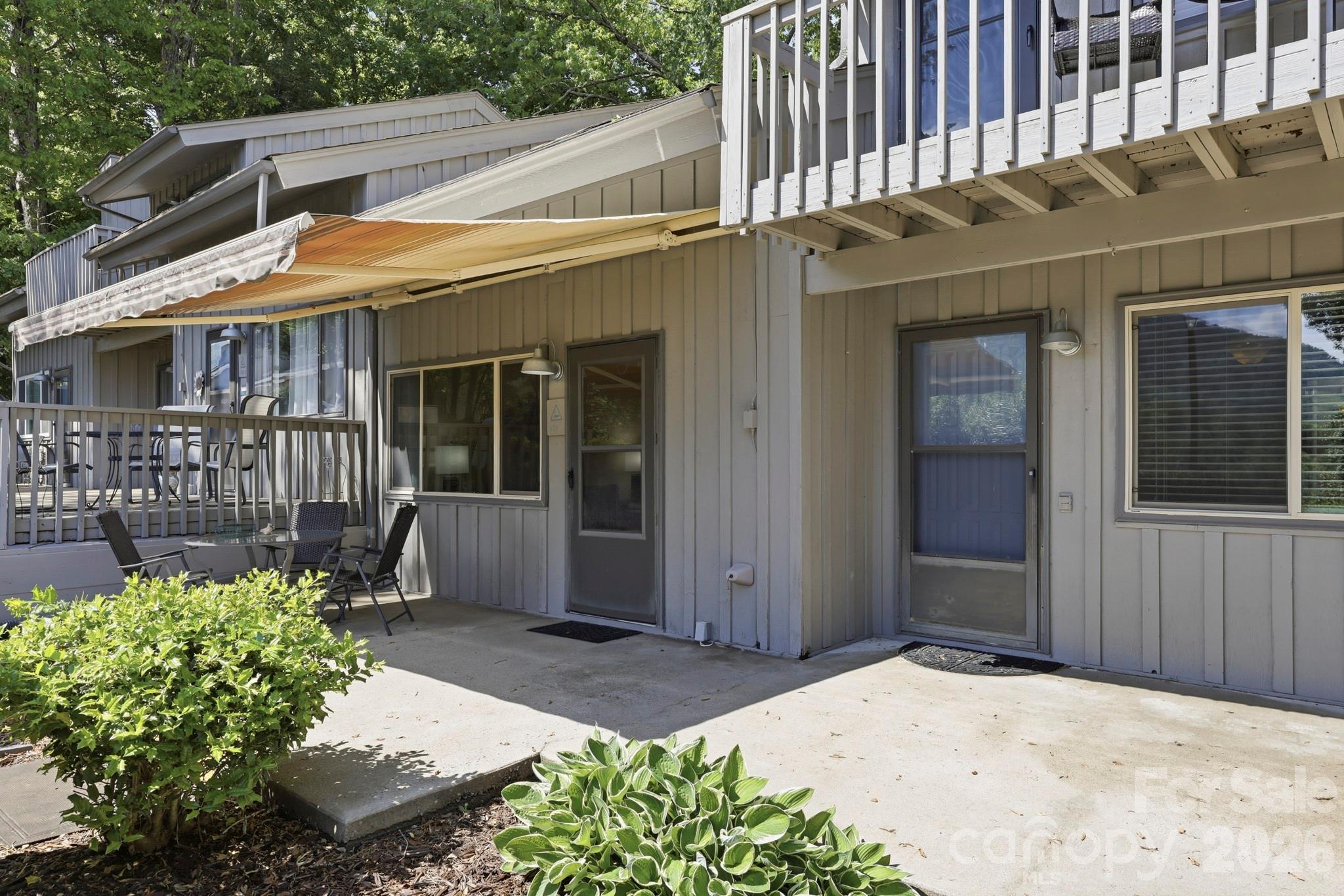 126 Hillside Court Property Photo 1