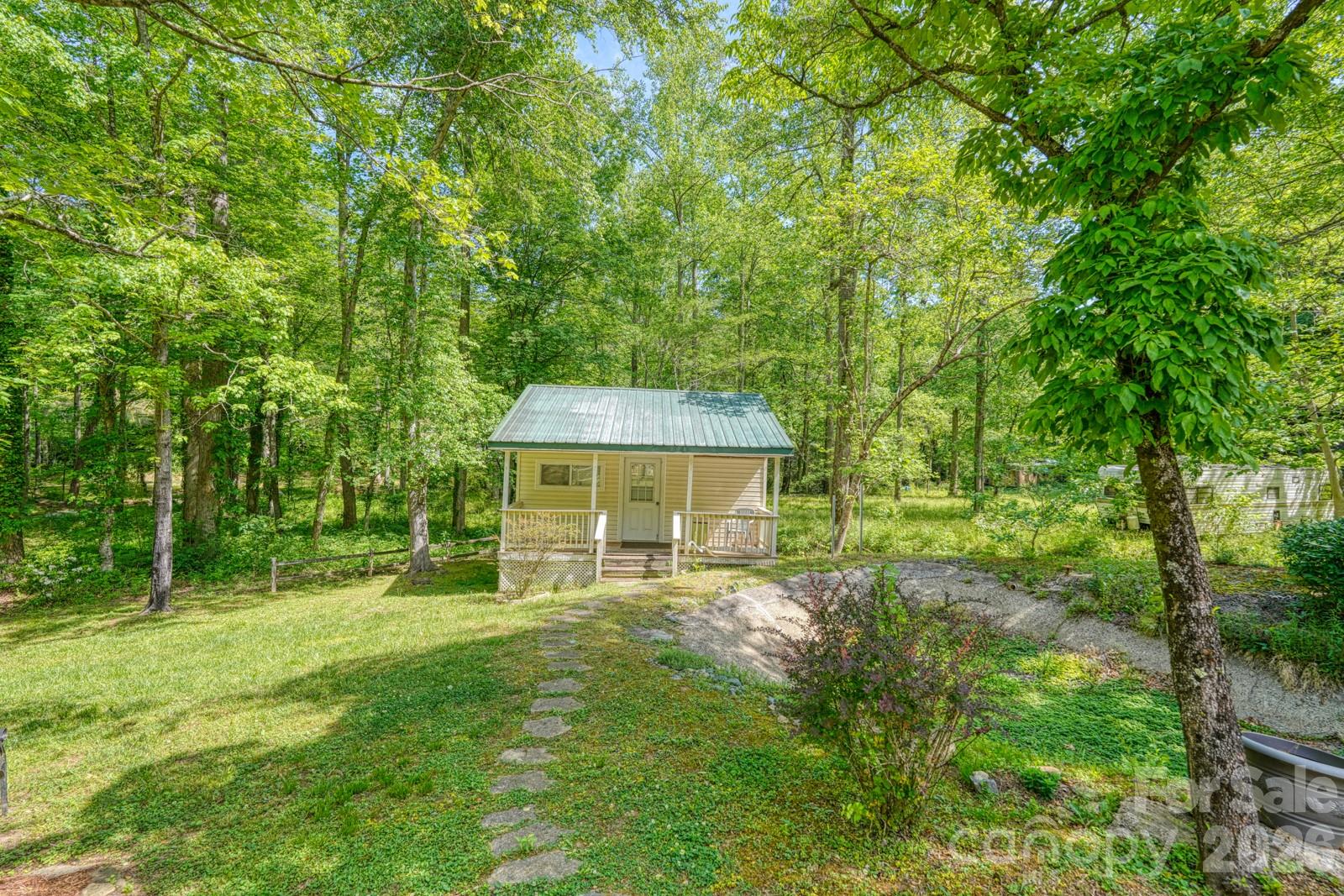 123 Little Rock Way Property Photo 9