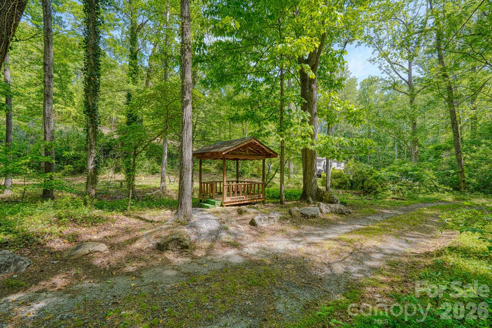 123 Little Rock Way Property Photo 10